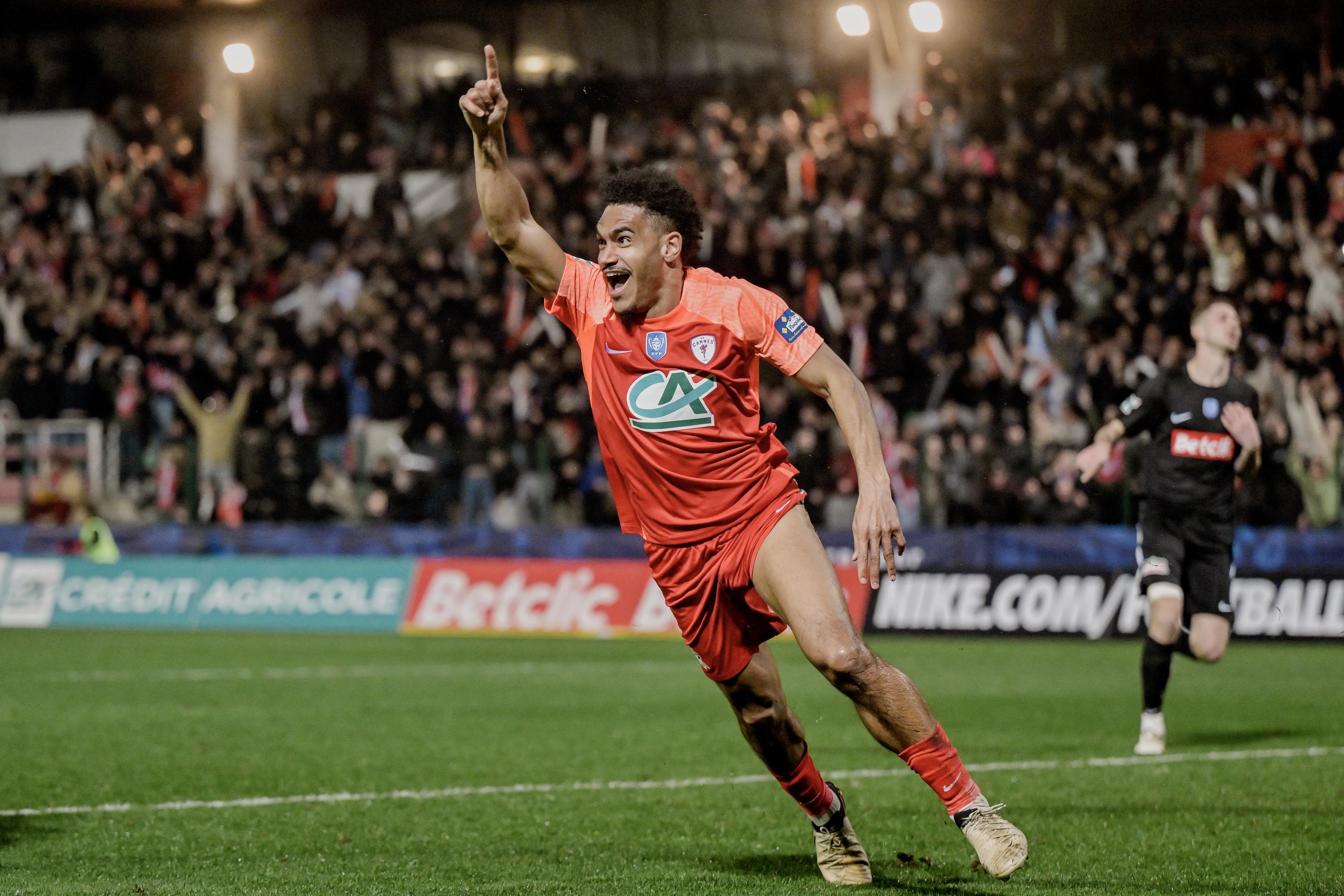 EN DIRECT - Multiplex Coupe de France : Angers et Reims visent la demie, Cannes pour continuer à rêver