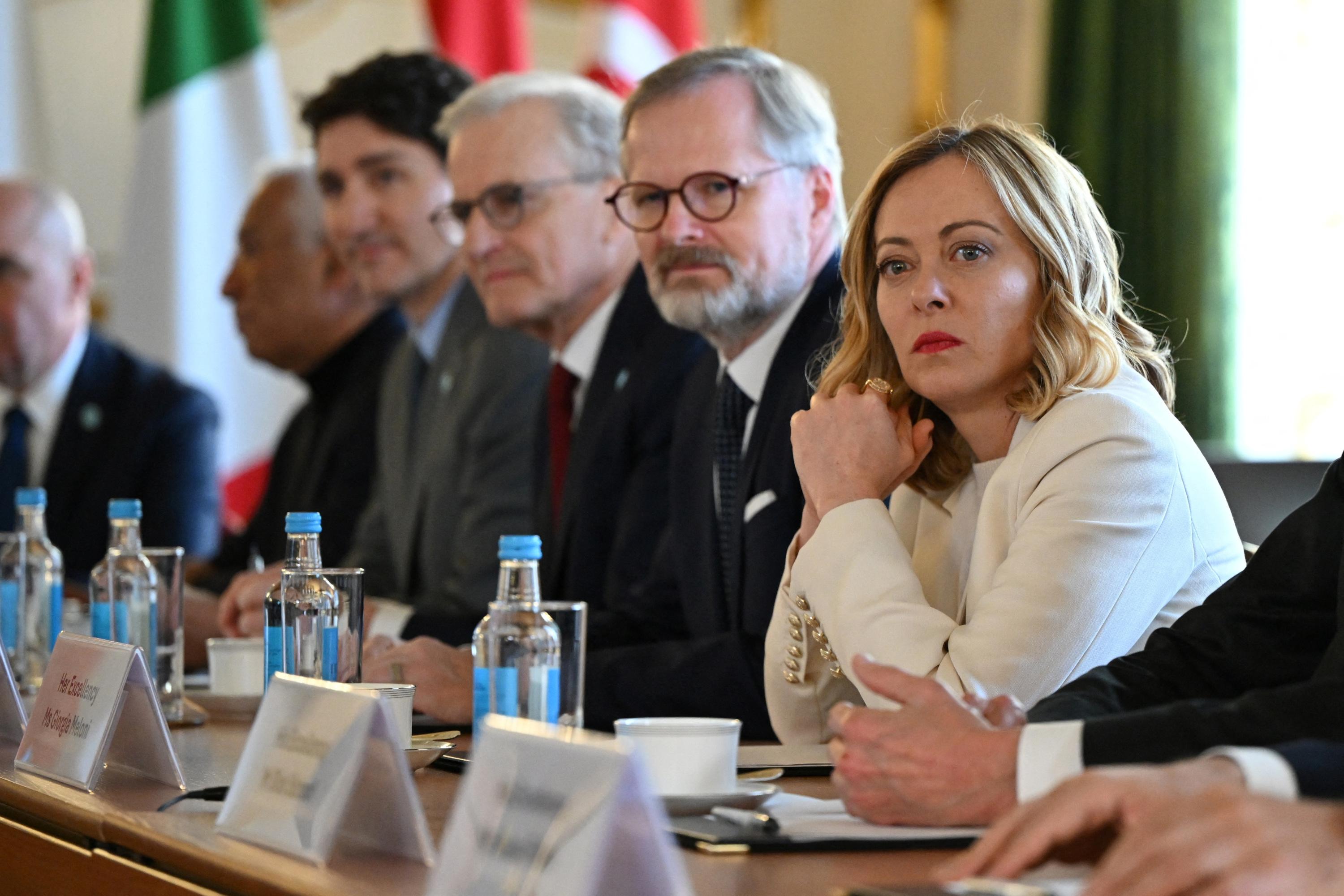 Guerre en Ukraine: Giorgia Meloni appelle l’Europe au «sang-froid»