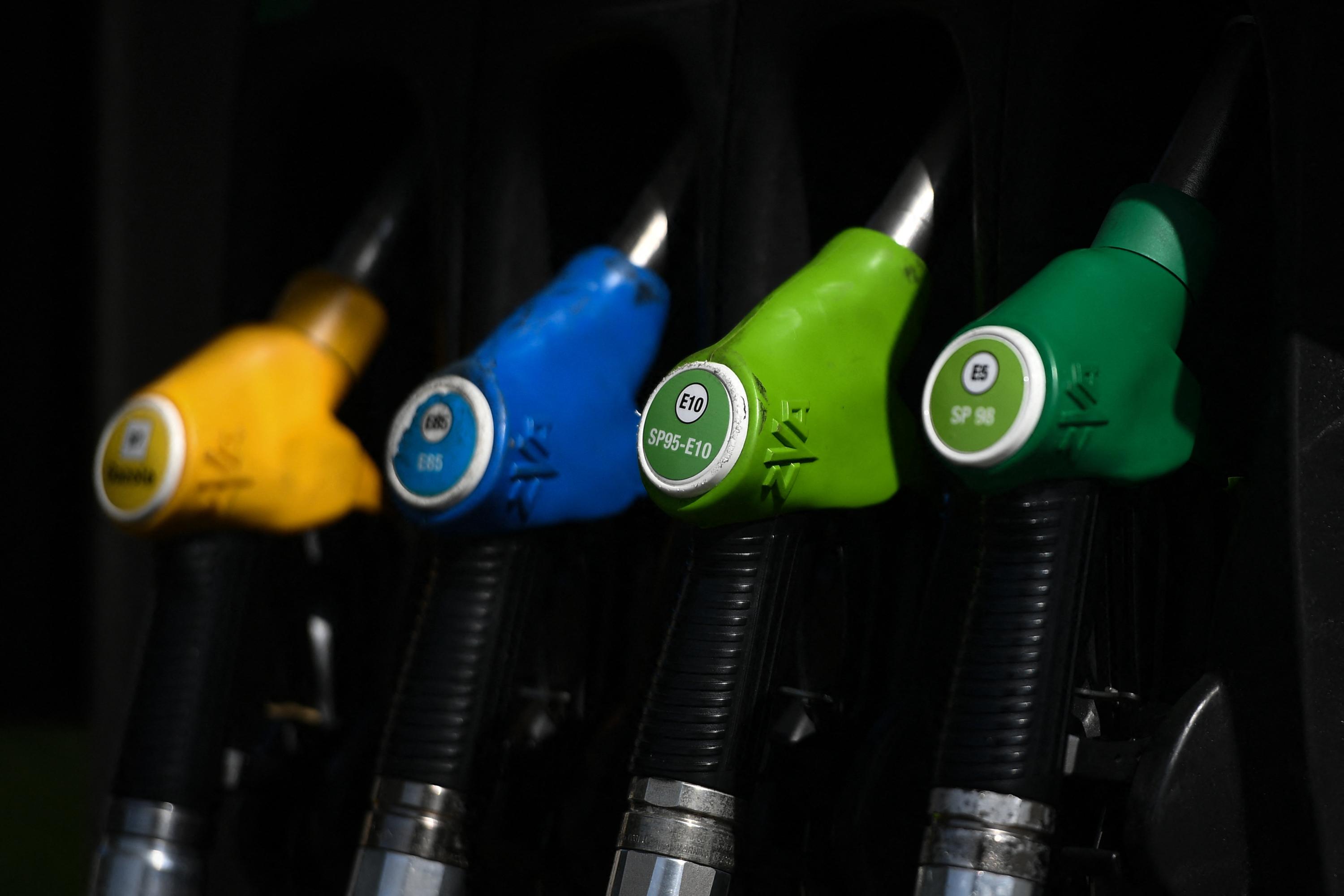 Chute des prix des carburants : bientôt un litre à 1,50 euro ?