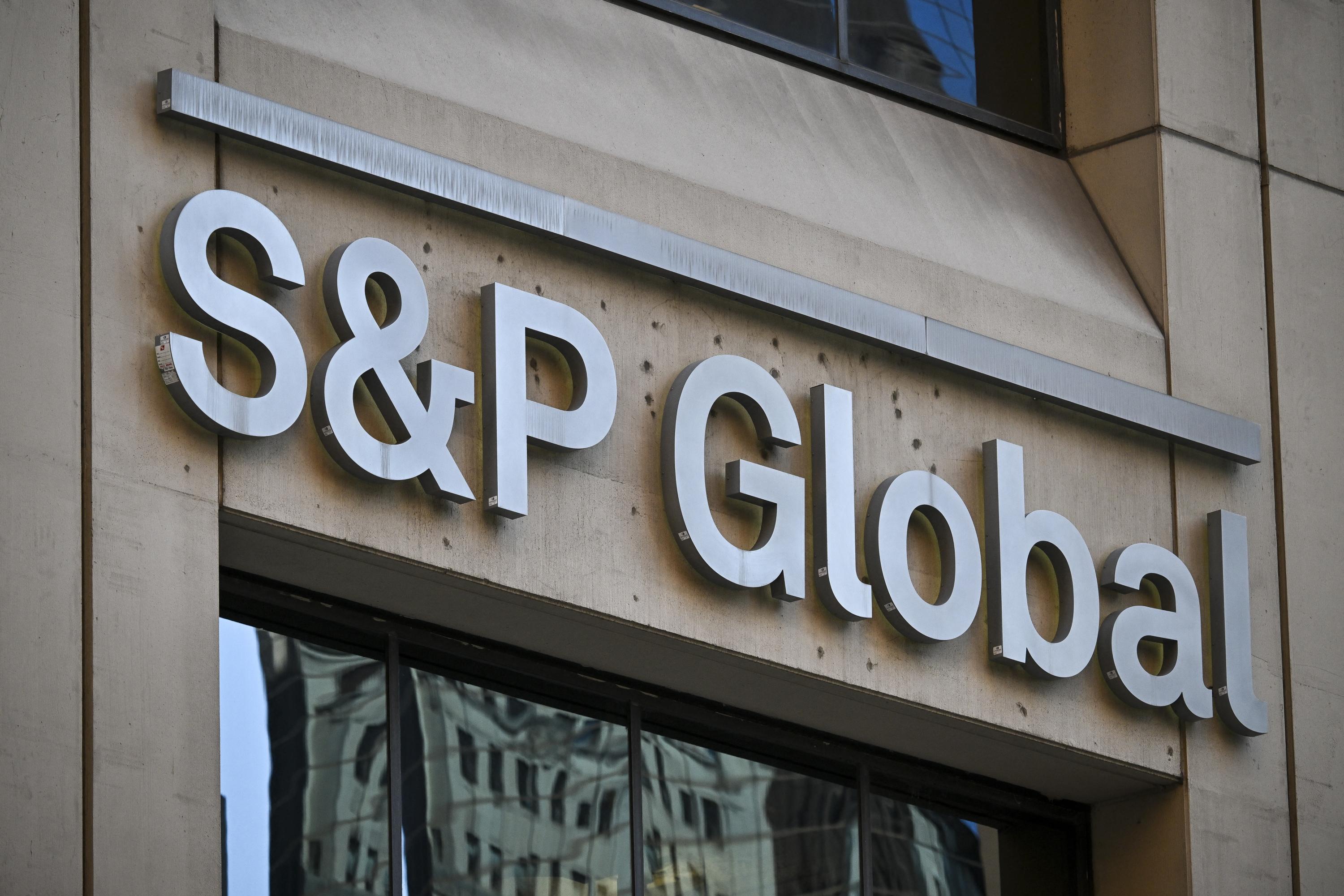 L’agence S&P laisse la note de la France et sa perspective négative inchangées