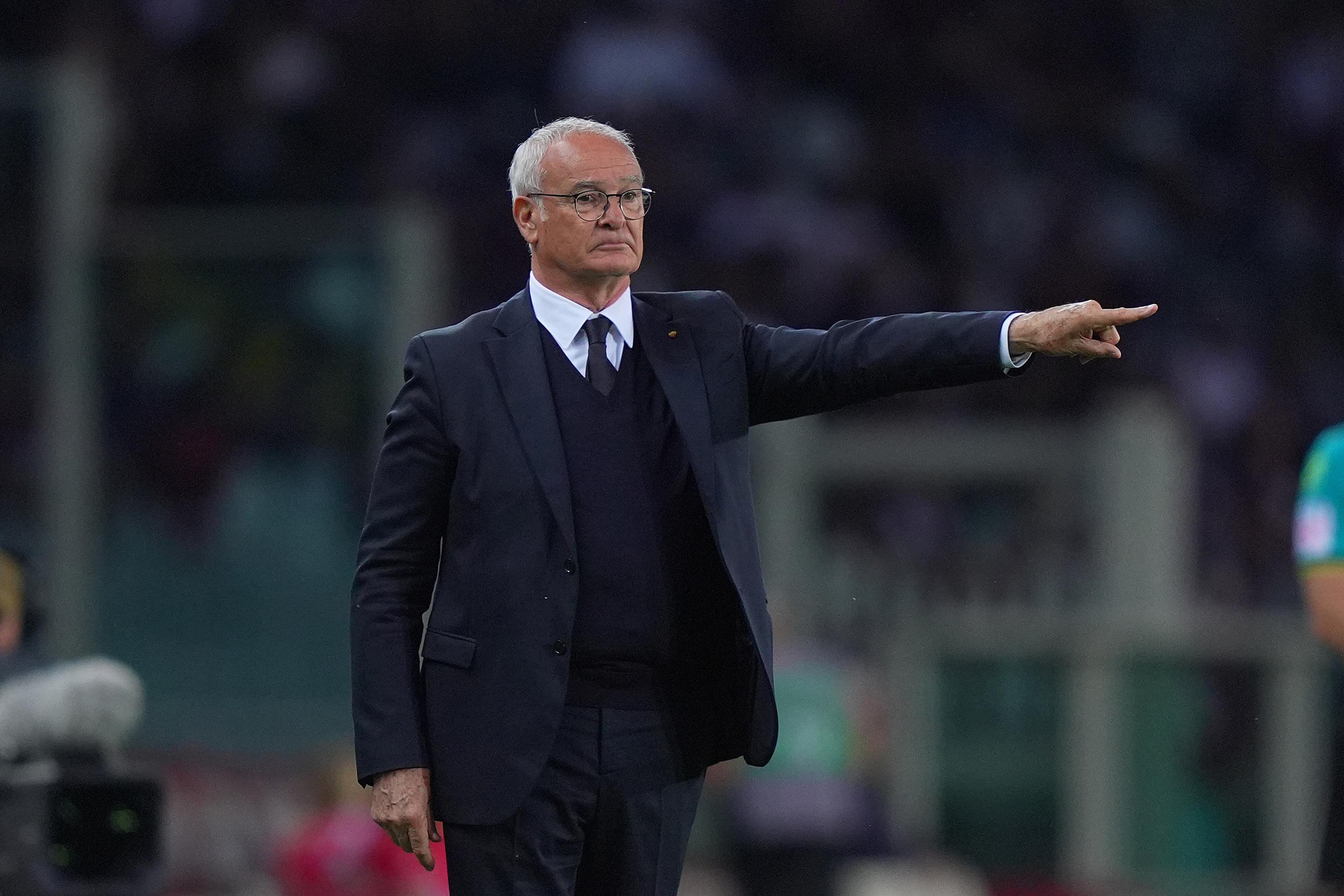 Foot : Claudio Ranieri en pole position pour prendre les rênes de la sélection italienne ?