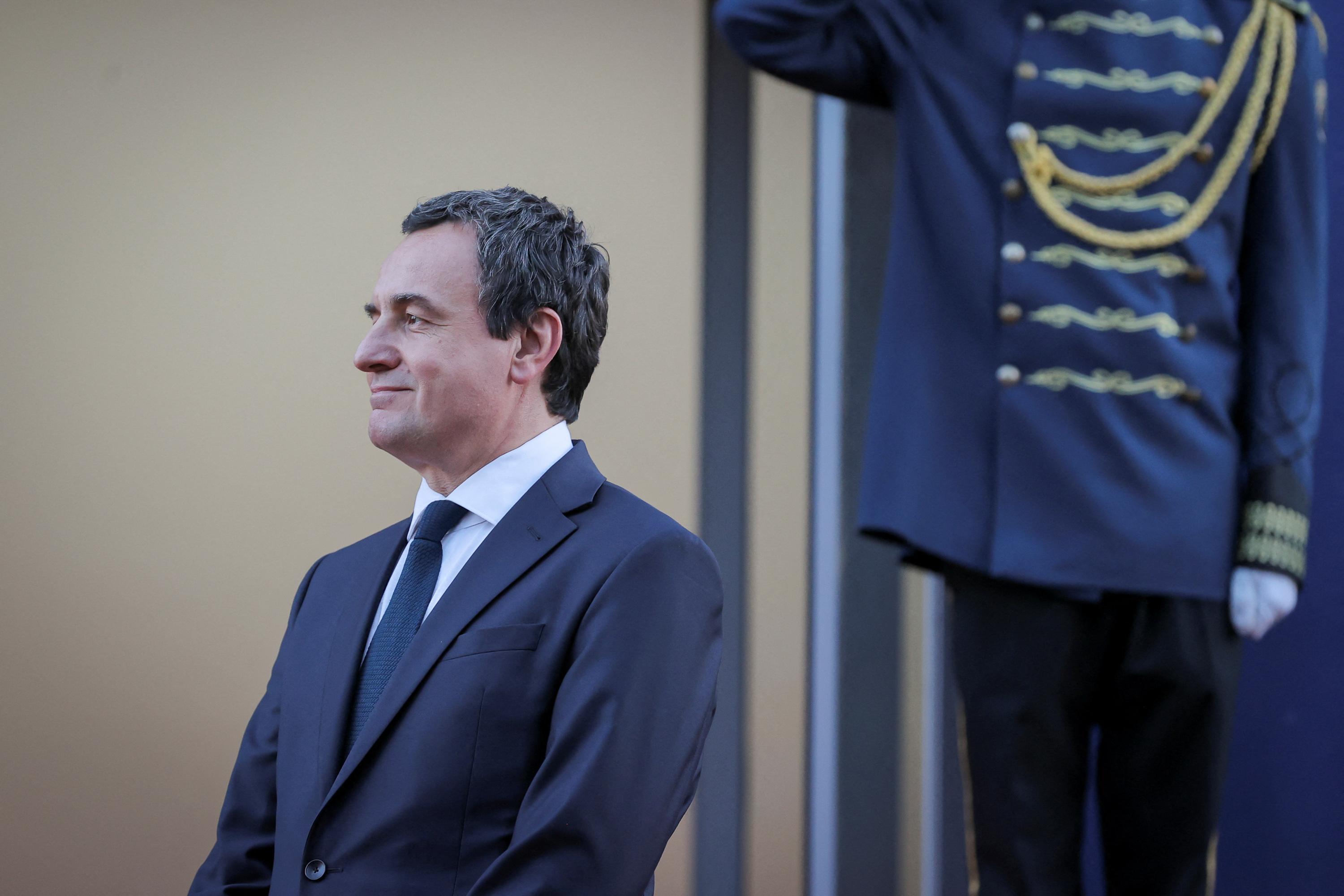Kosovo : le premier ministre accepte d'accueillir des migrants déportés des États-Unis