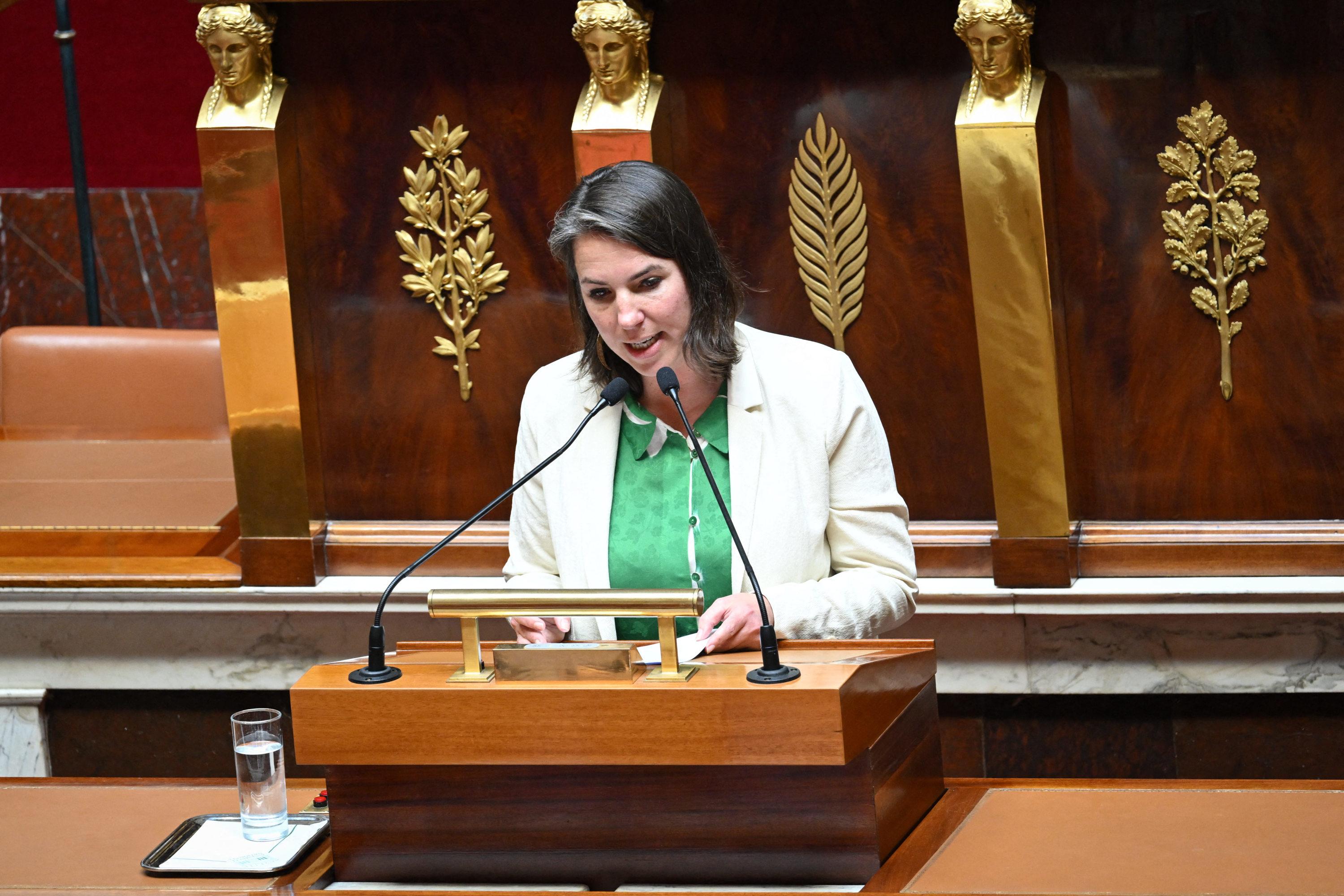 Loire-Atlantique : une députée écologiste propose de plafonner le nombre de vols à l’aéroport de Nantes