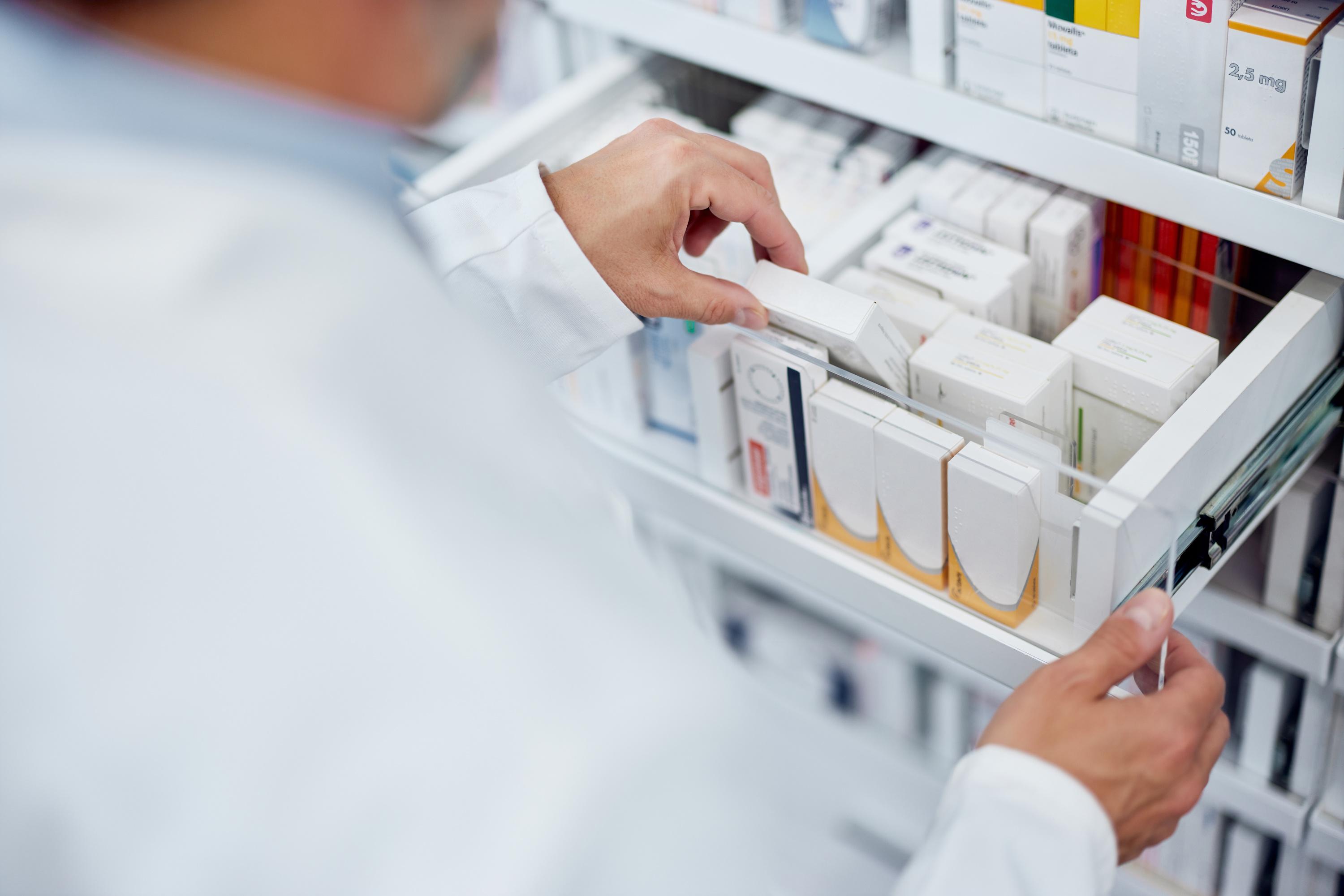 Une perte chiffrée à 260 millions d’euros : pourquoi les pharmaciens sont en colère contre le gouvernement