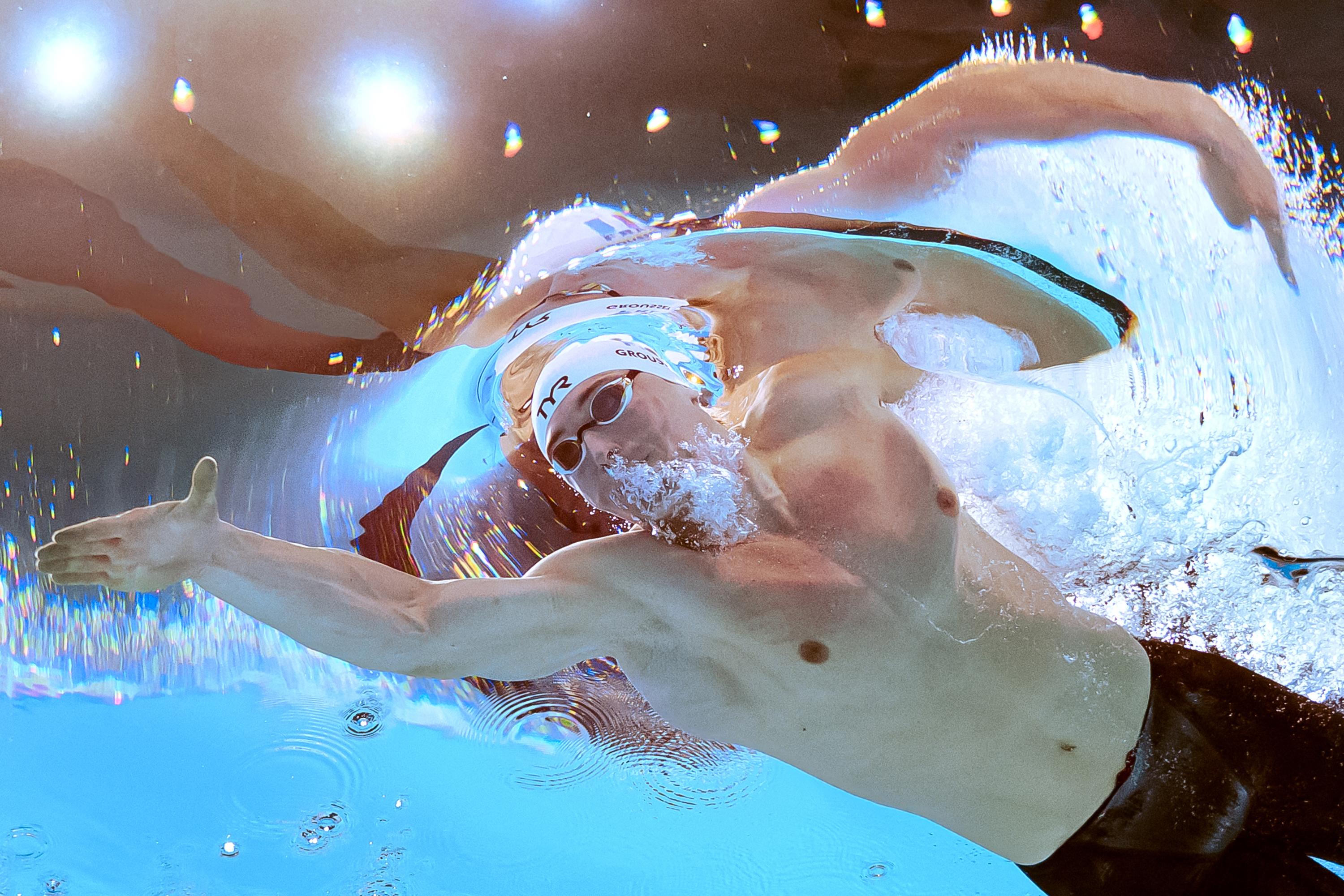 Mondiaux de natation : la France en finale du 4x100m nage libre mixte, Maxime Grousset se tient prêt