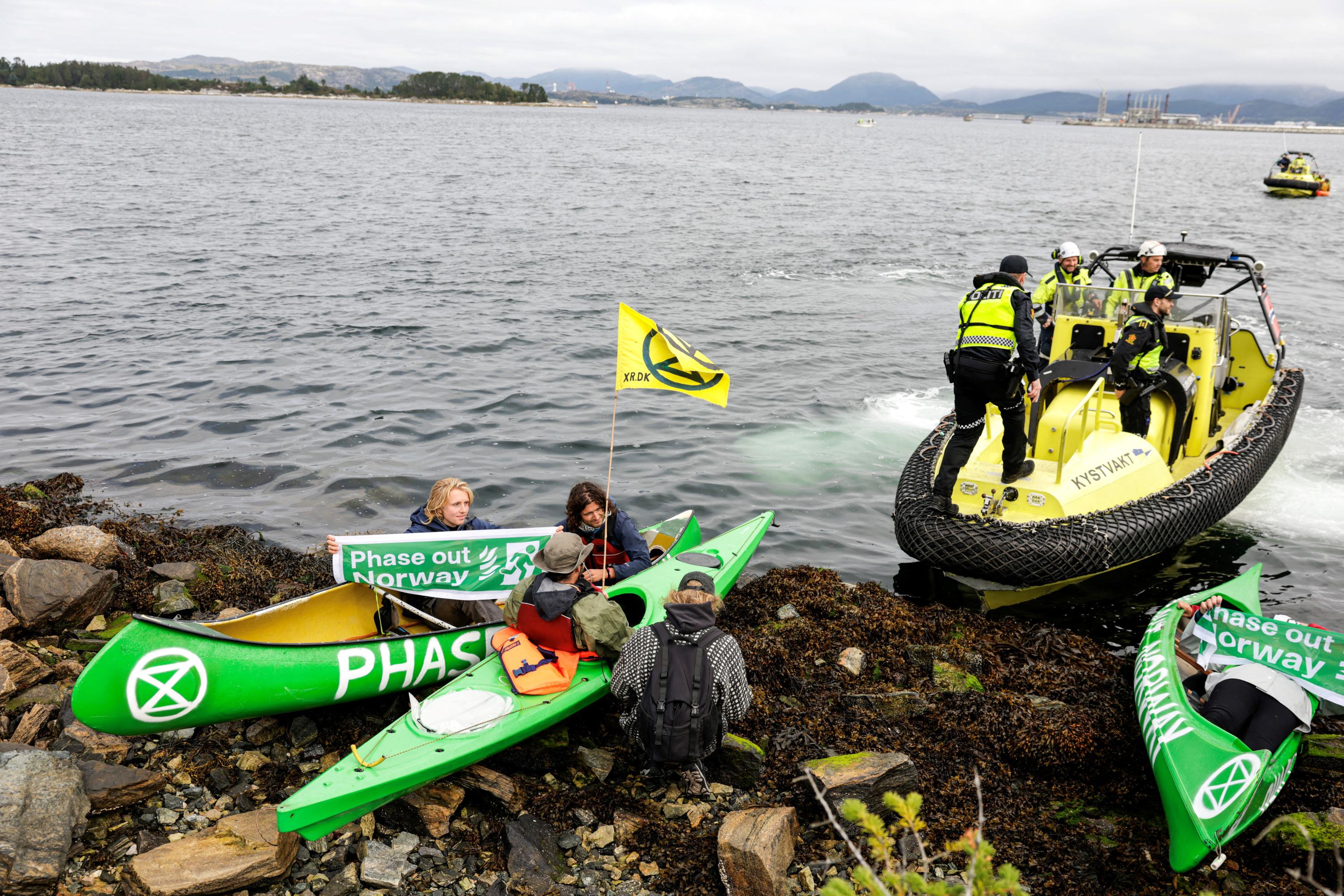 Projets pétroliers invalidés : en Norvège, le bras de fer judiciaire entre Oslo et les ONG