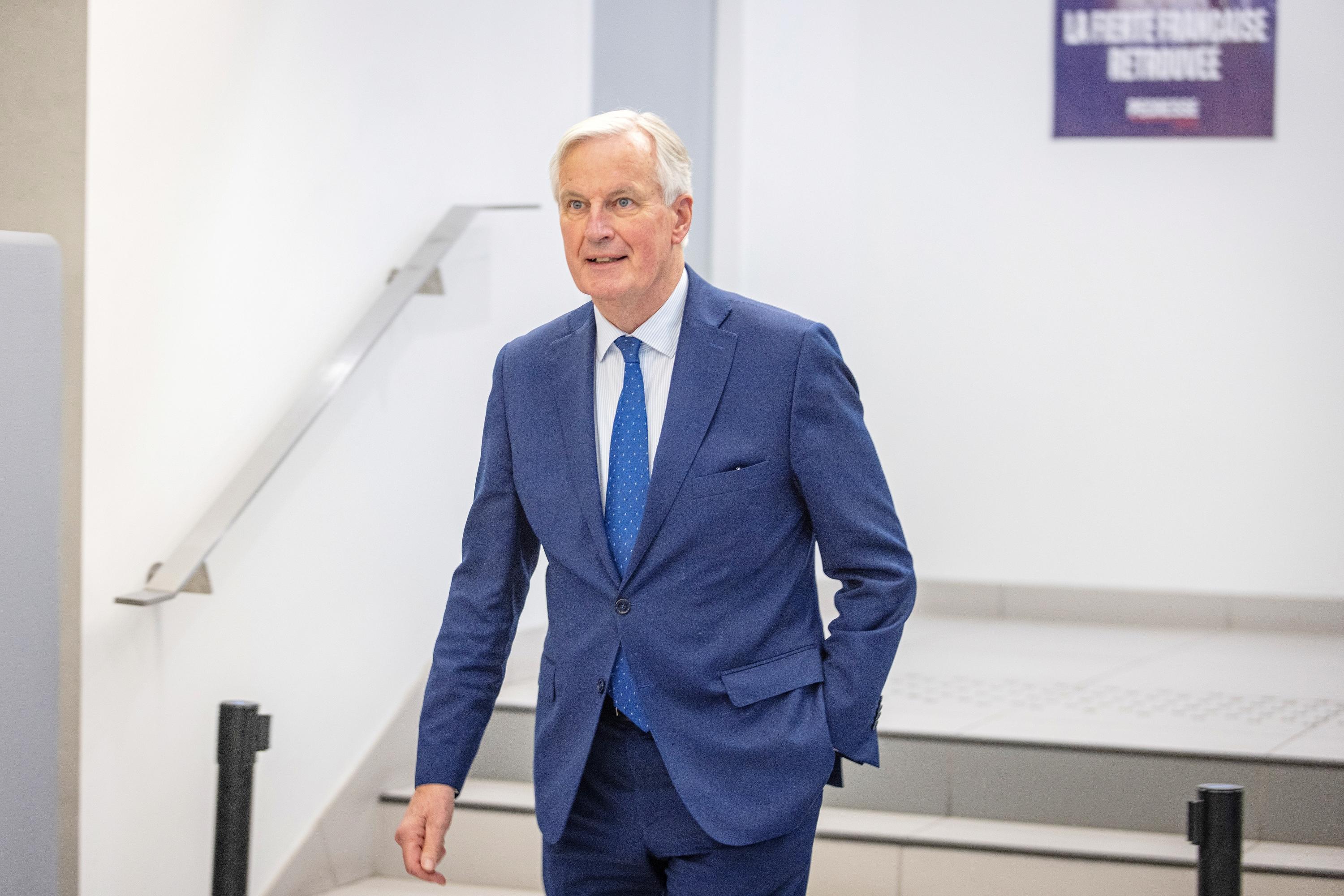 Michel Barnier Set for Showdown with Frédérique Bredin in Paris's Legislative Runoff