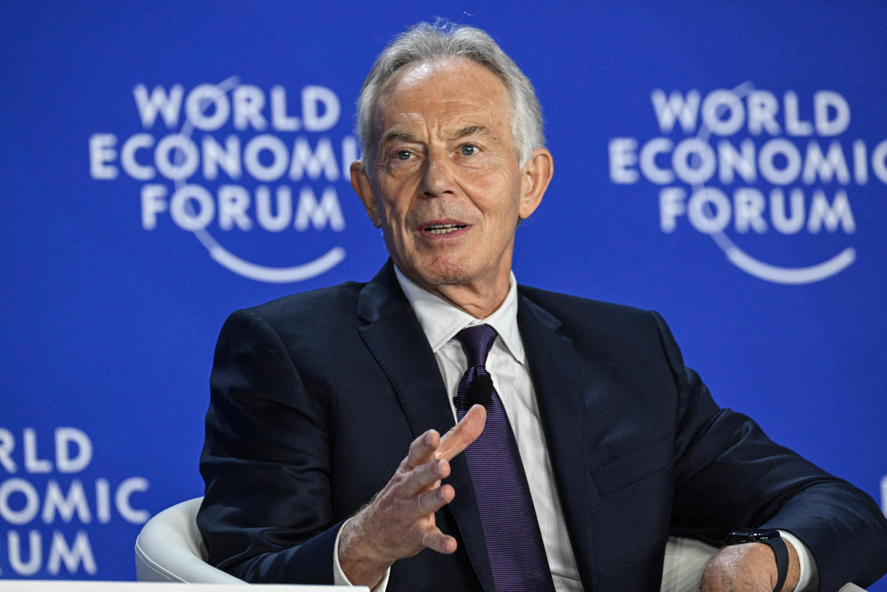 Les États-Unis envisageraient de nommer Tony Blair au poste de gouverneur temporaire de Gaza