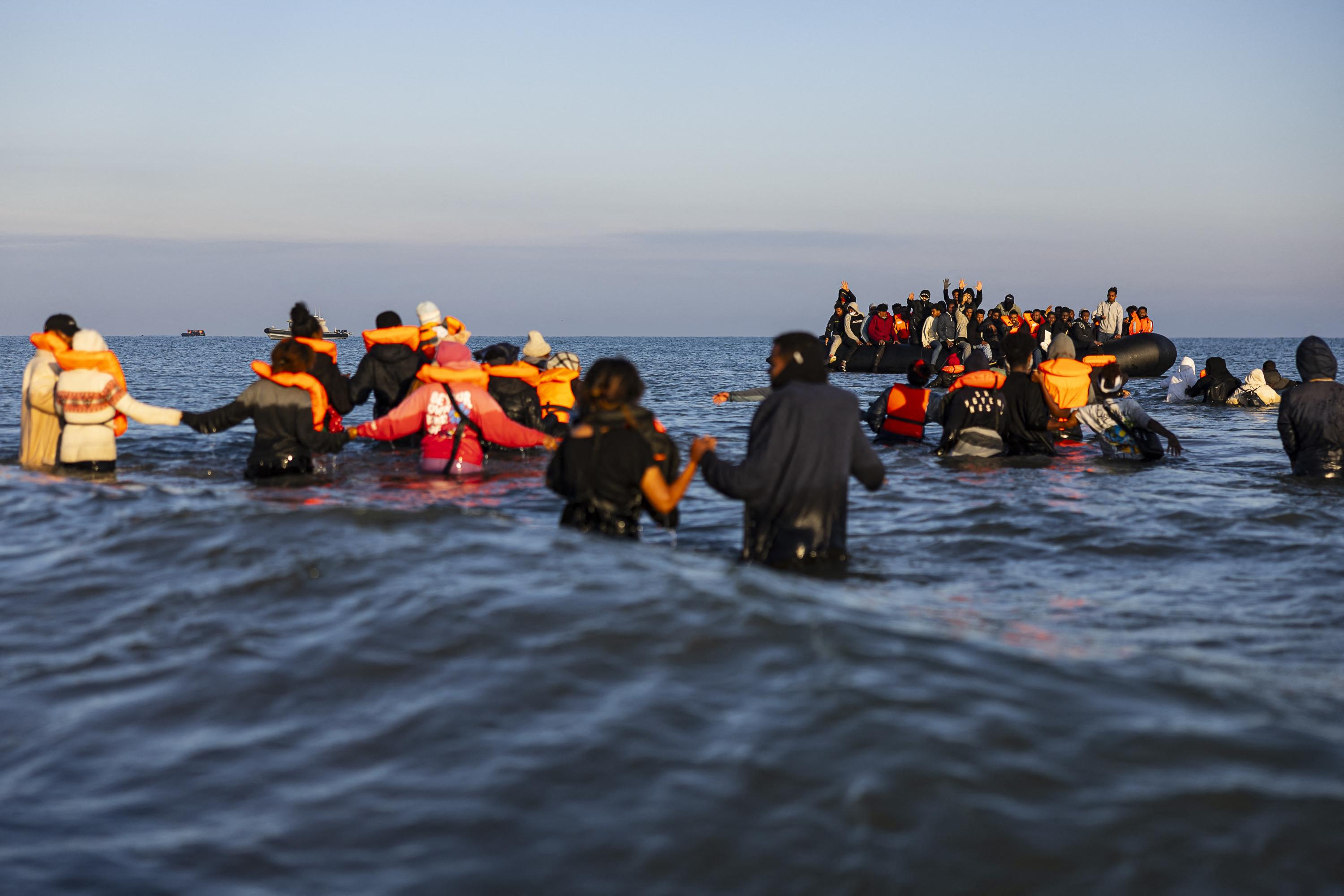Au Royaume-Uni, les migrants devront contribuer à la société du pays pour être autorisés à rester