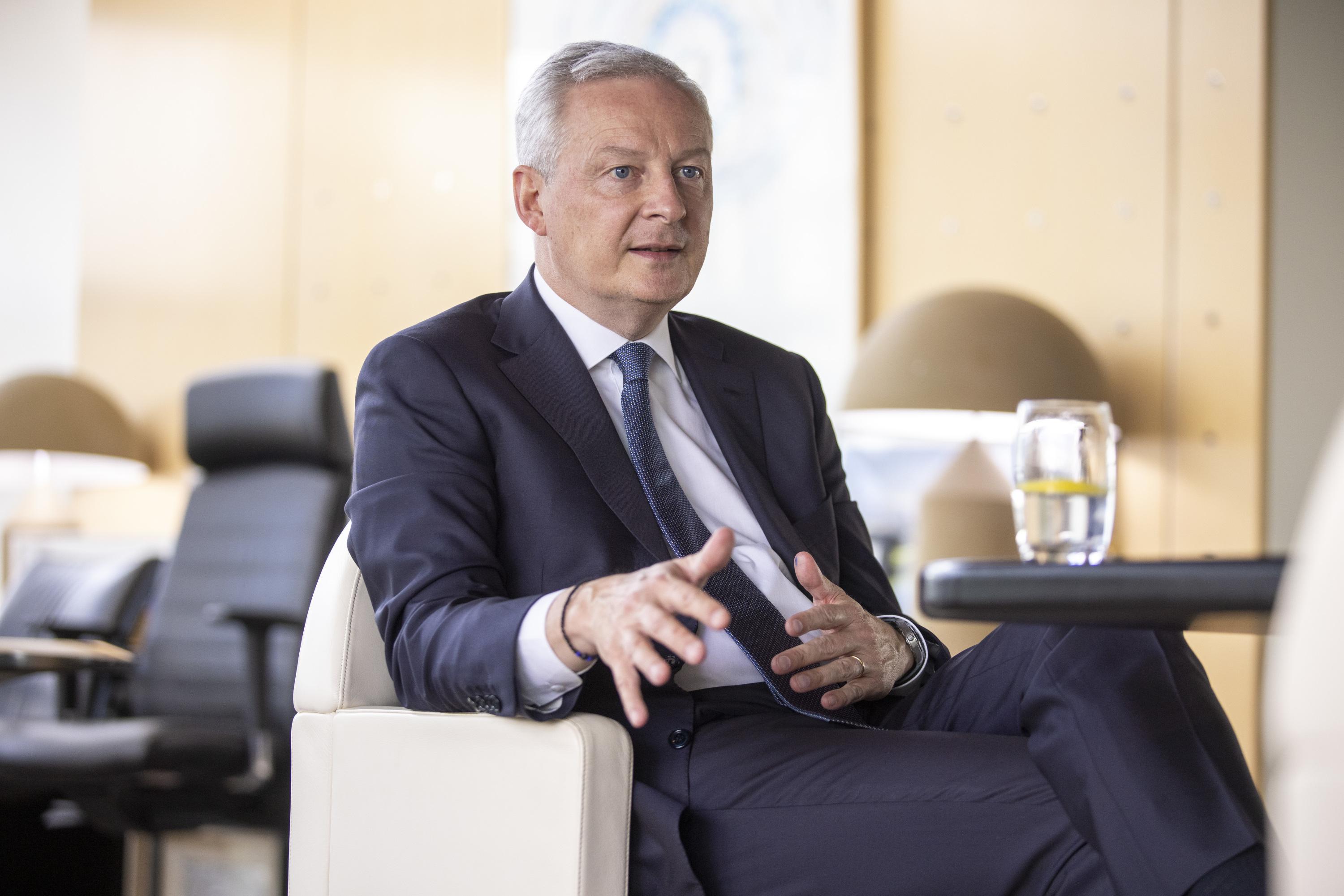 Gouvernement Lecornu : aux Armées, le retour inattendu de Bruno Le Maire, « en retrait de la vie politique »