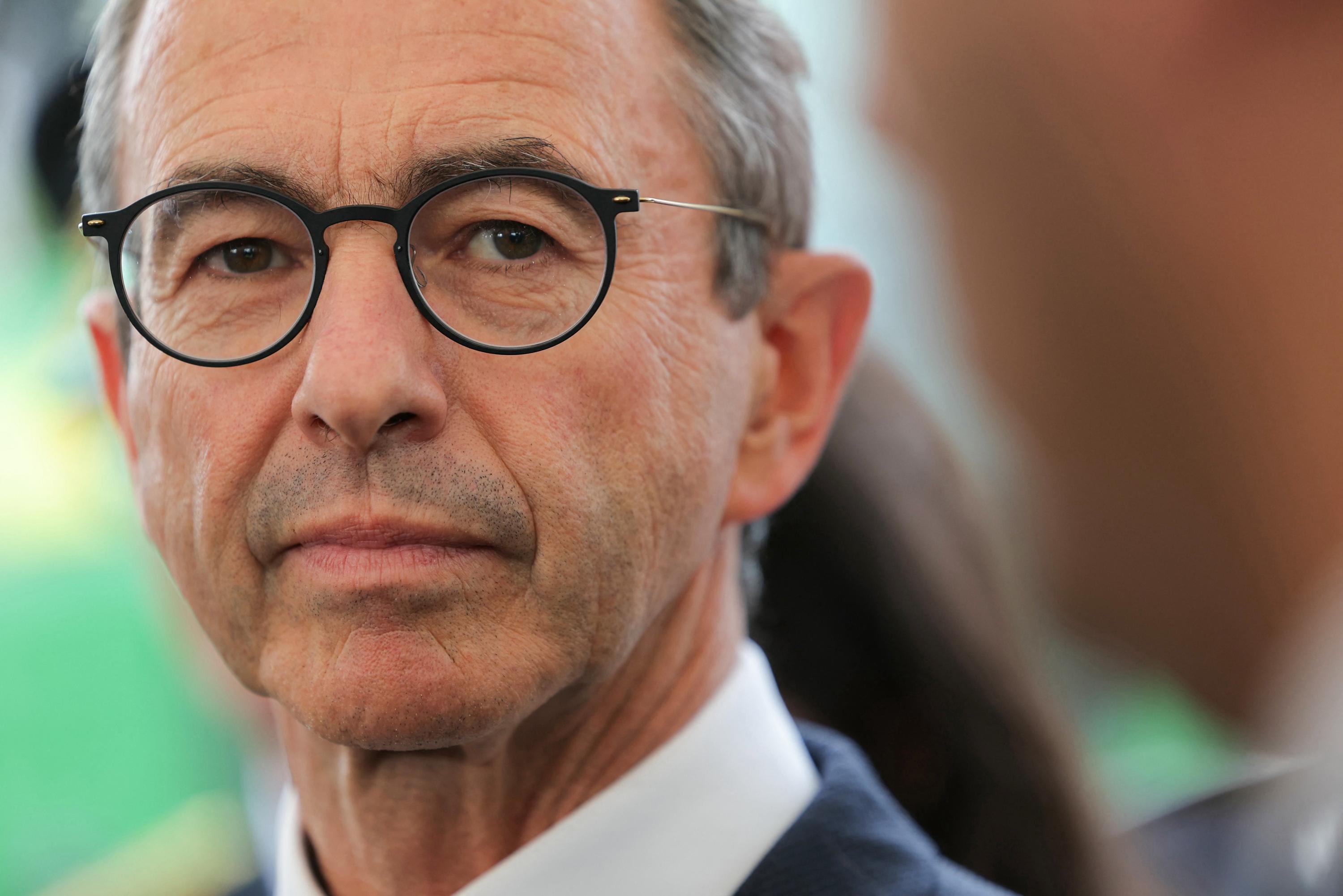 Pourquoi Les Républicains Peuvent Sortir Du Gouvernement Lecornu