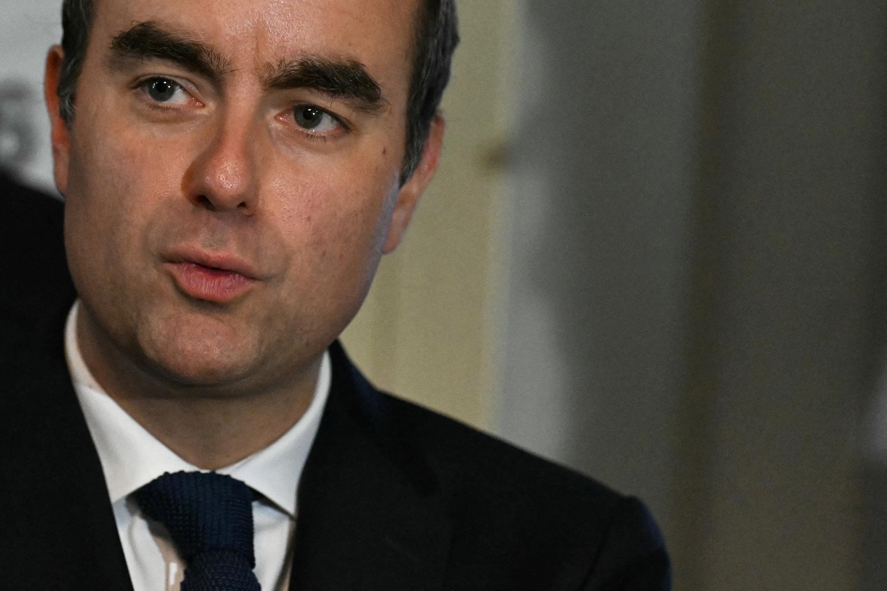 Borne, Valls, Retailleau… Ces figures politiques qui quittent le gouvernement