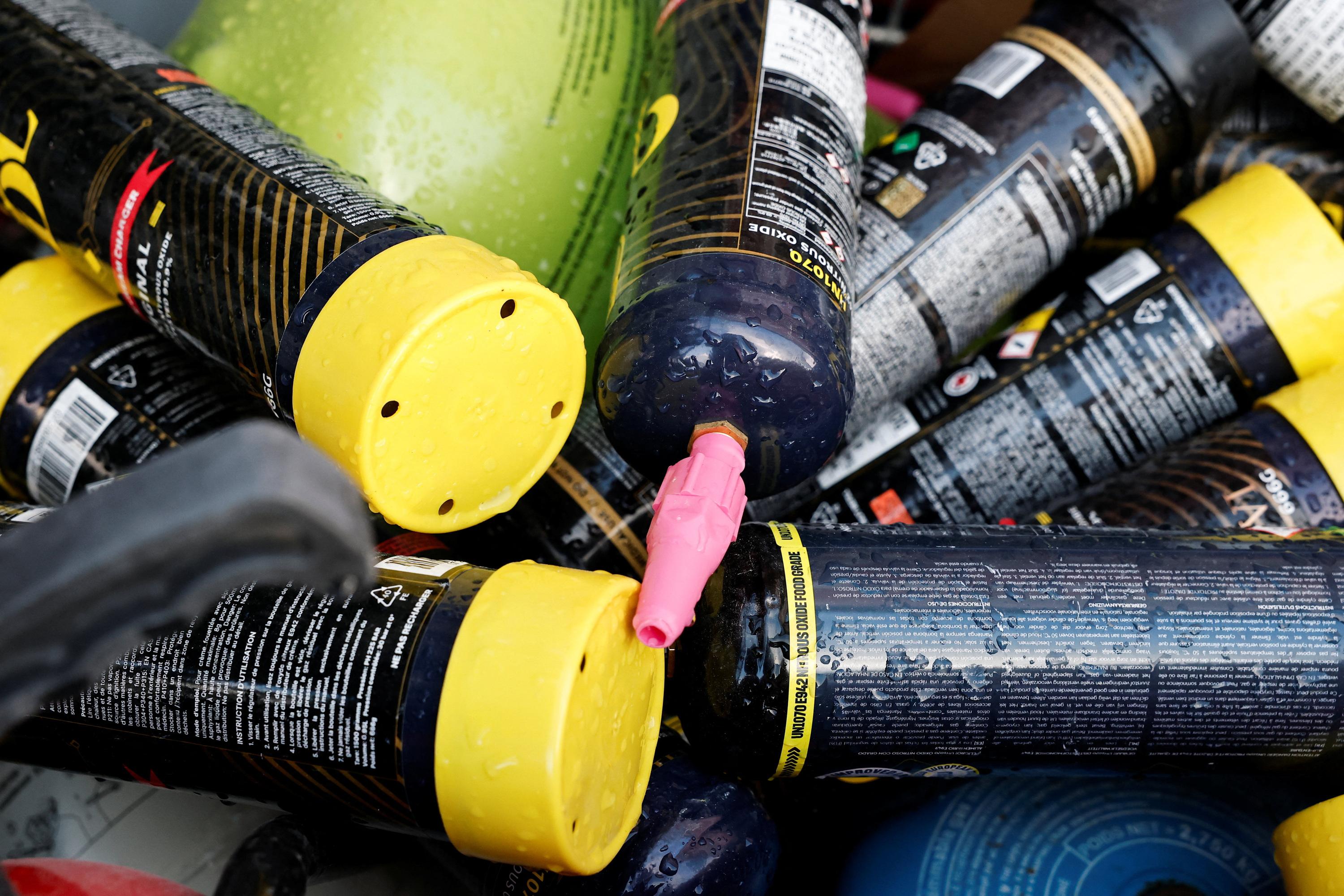 Tragic Car Accident in Gard Linked to Nitrous Oxide Inhalation Claims Three Young Lives