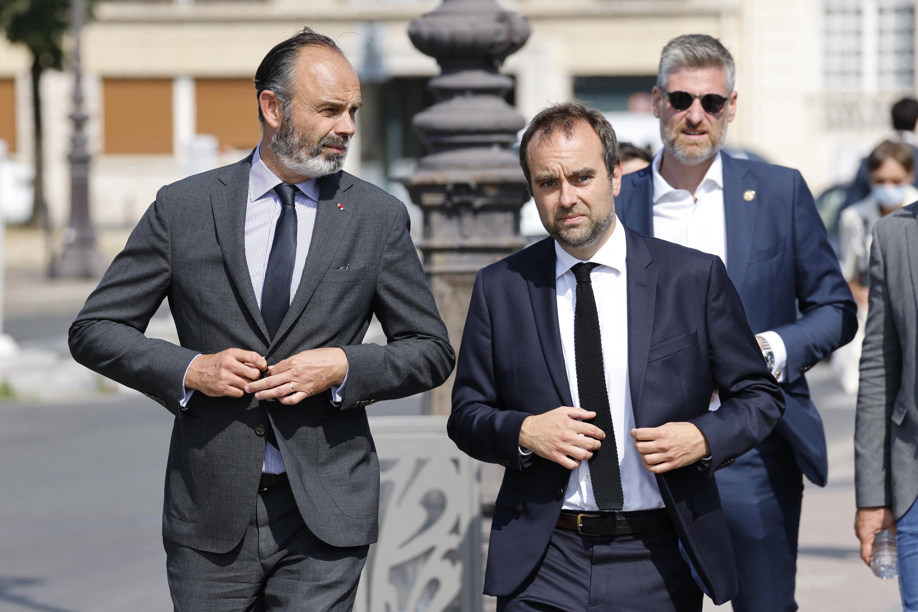 « C’est pas un drame » : entre Édouard Philippe et Sébastien Lecornu, une amitié à l’épreuve des ambitions