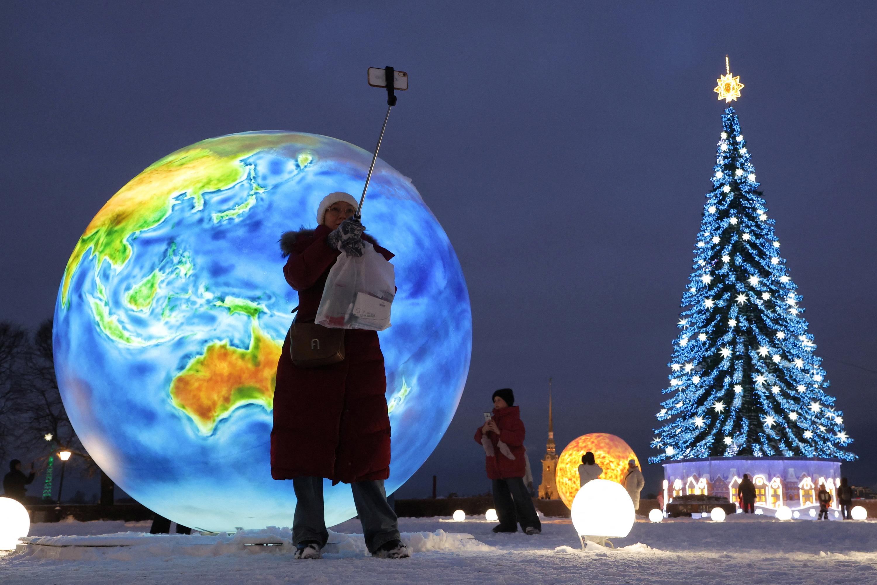 Guerre économique, IA, conflits : les décideurs de plus en plus inquiets face à la «fragmentation» du monde