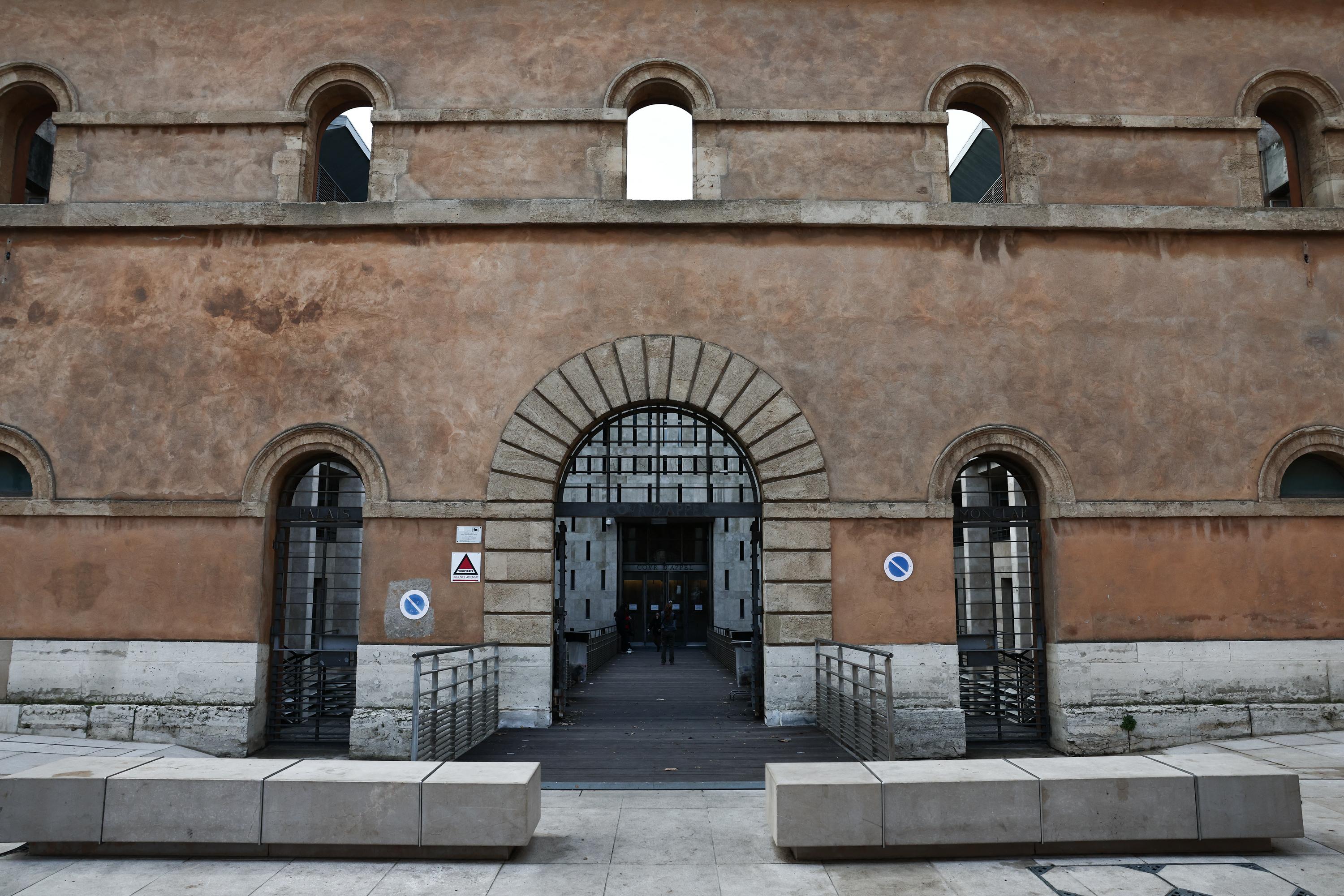 Viols, torture, prostitution forcée : un homme accusé d’avoir fait de sa compagne «son esclave physique, sexuel et psychologique»