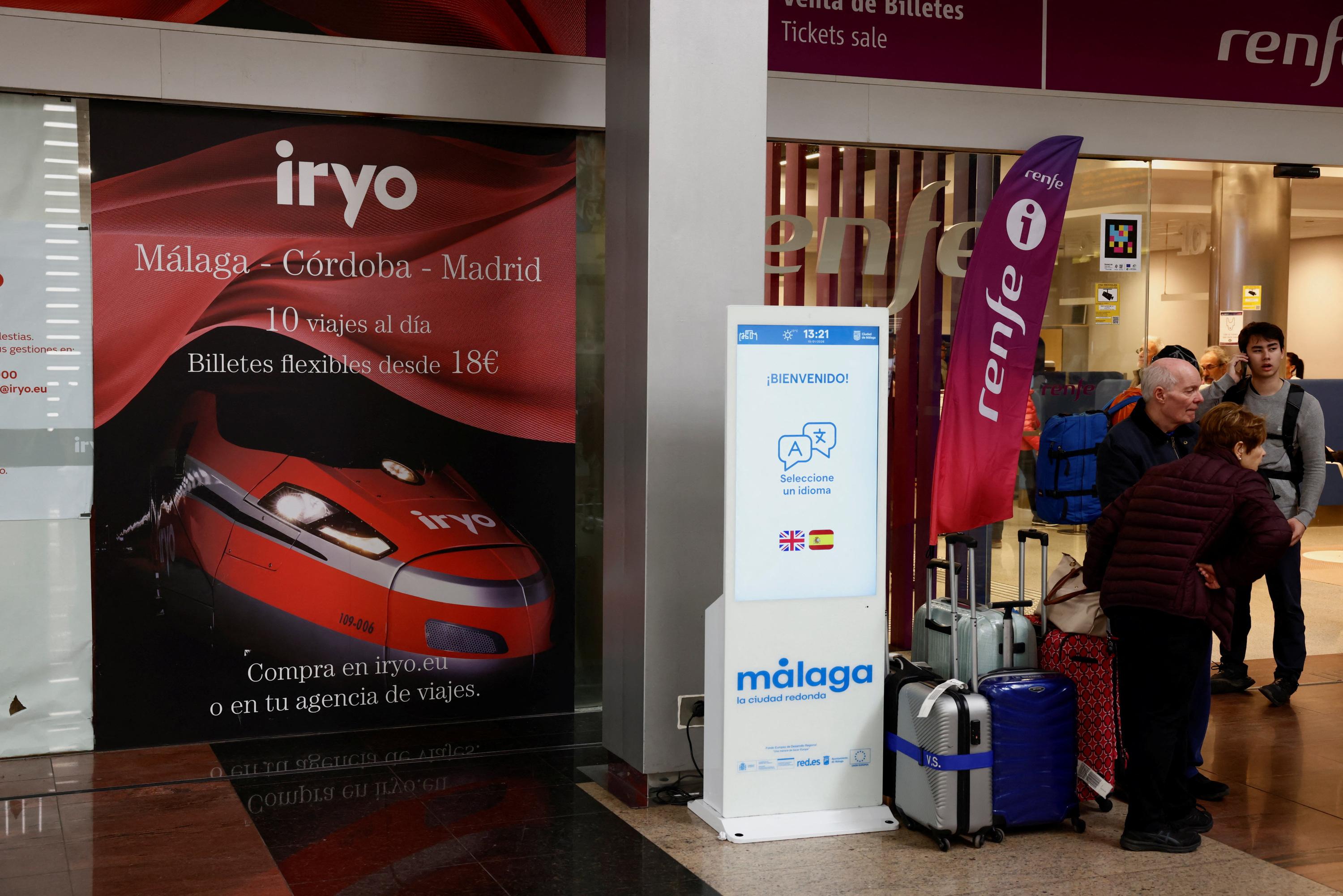 Catastrophe ferroviaire en Espagne : qui sont la Renfe et Iryo, les compagnies impliquées dans l’accident ?