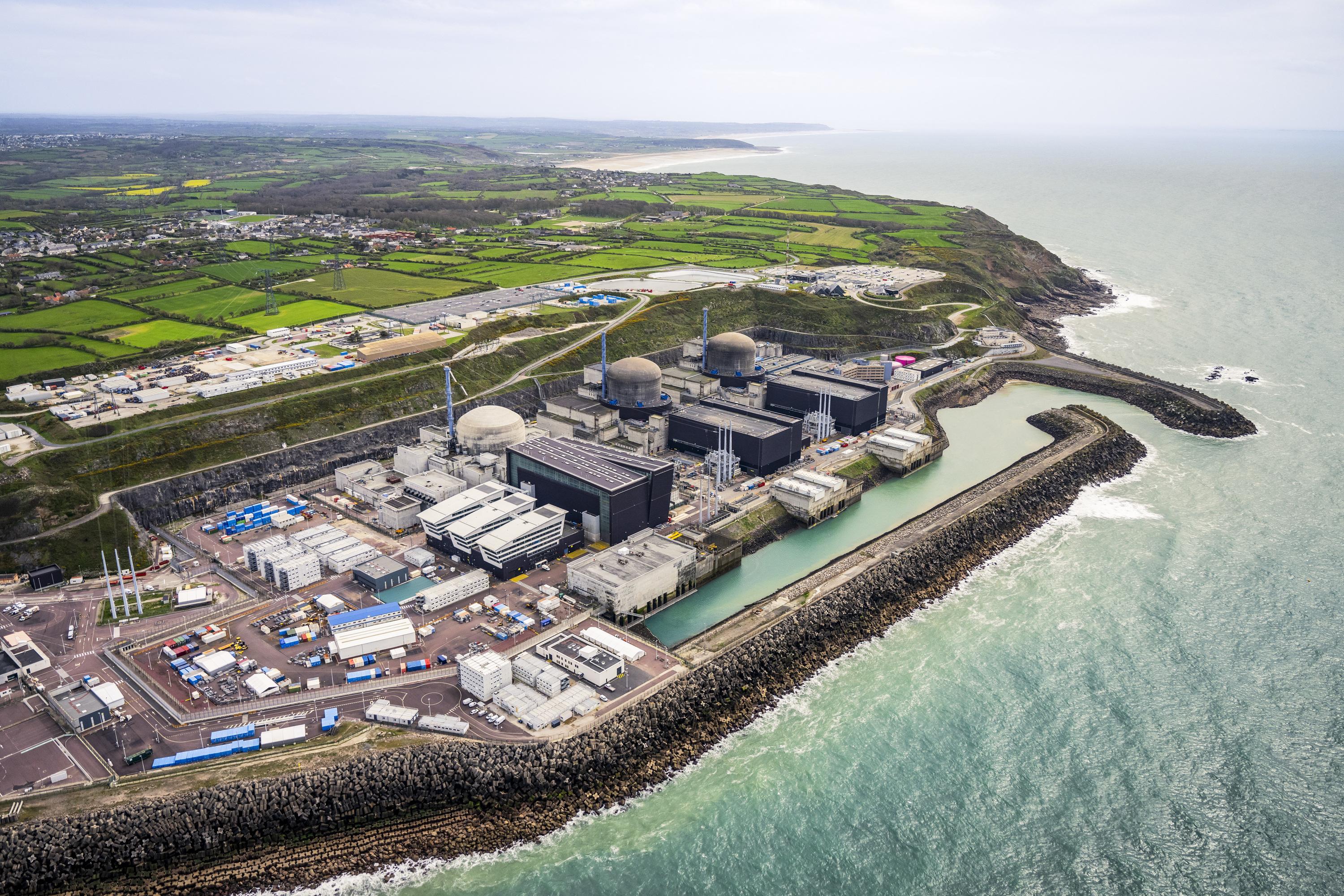 Baisse des prix, hausse des investissements : le casse-tête d’EDF