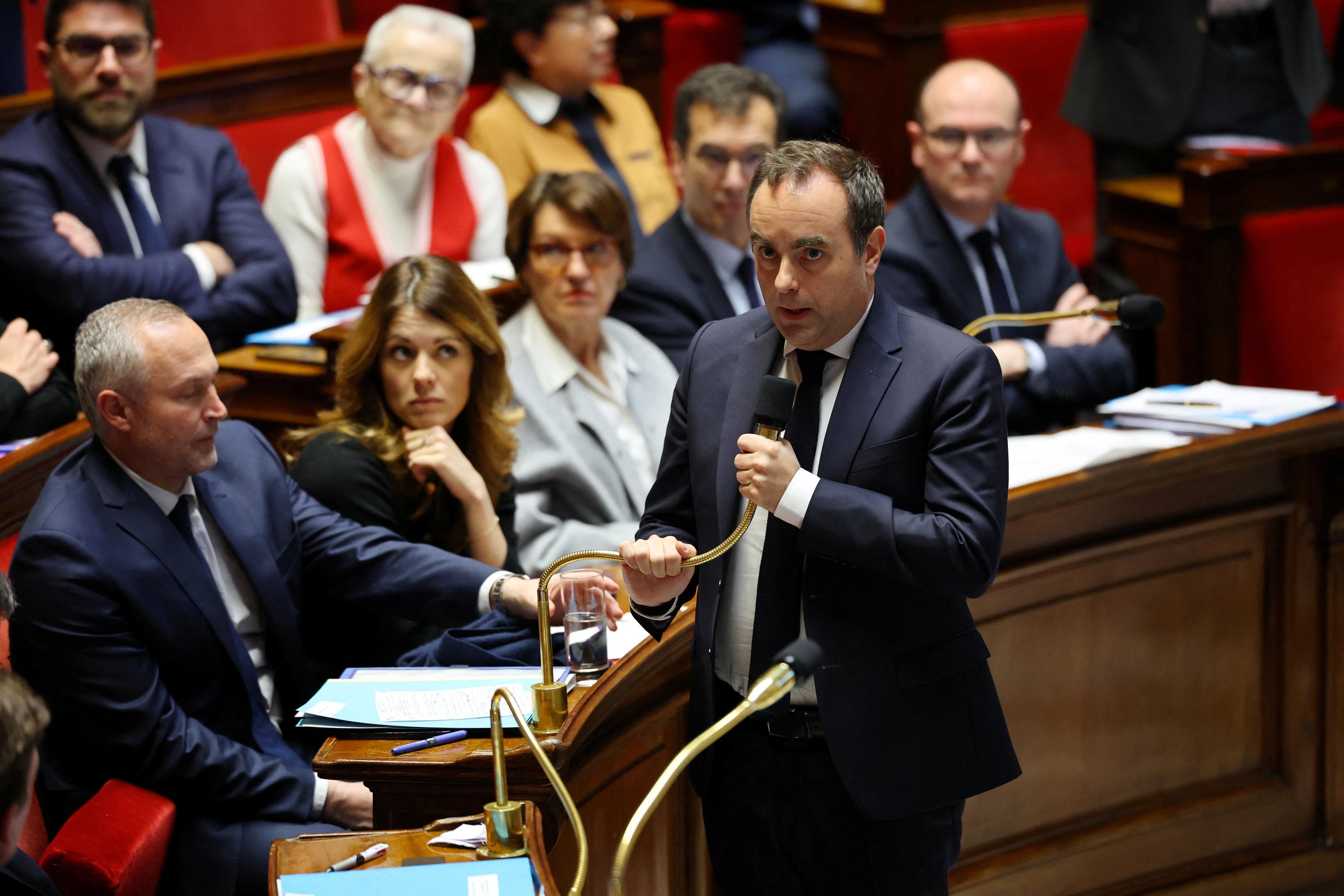 French Government Faces Two Motions of Censure over Energy Roadmap