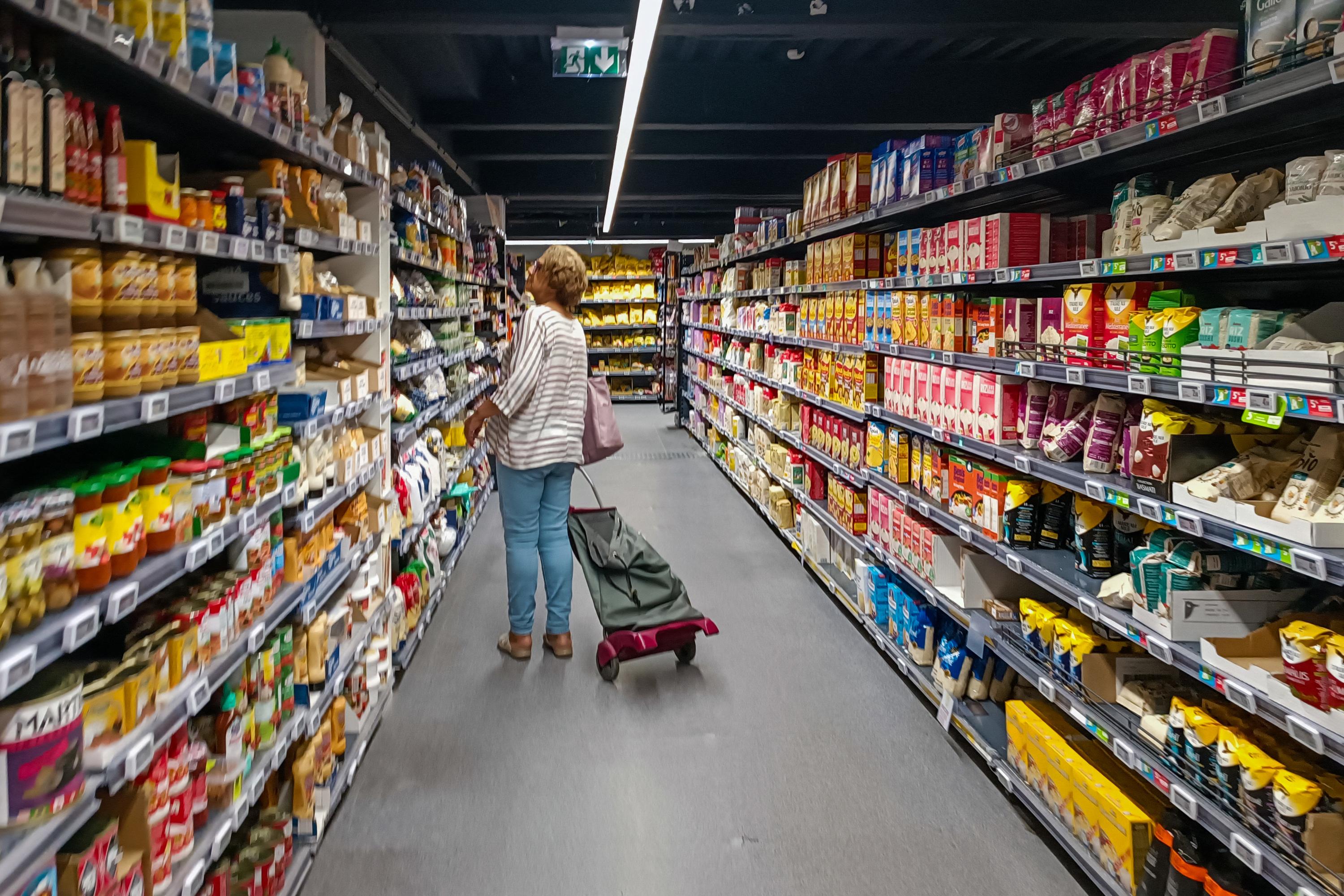 Pâtes, huile d’olive, lessive... Pourquoi les prix devraient rester stables dans les grandes surfaces