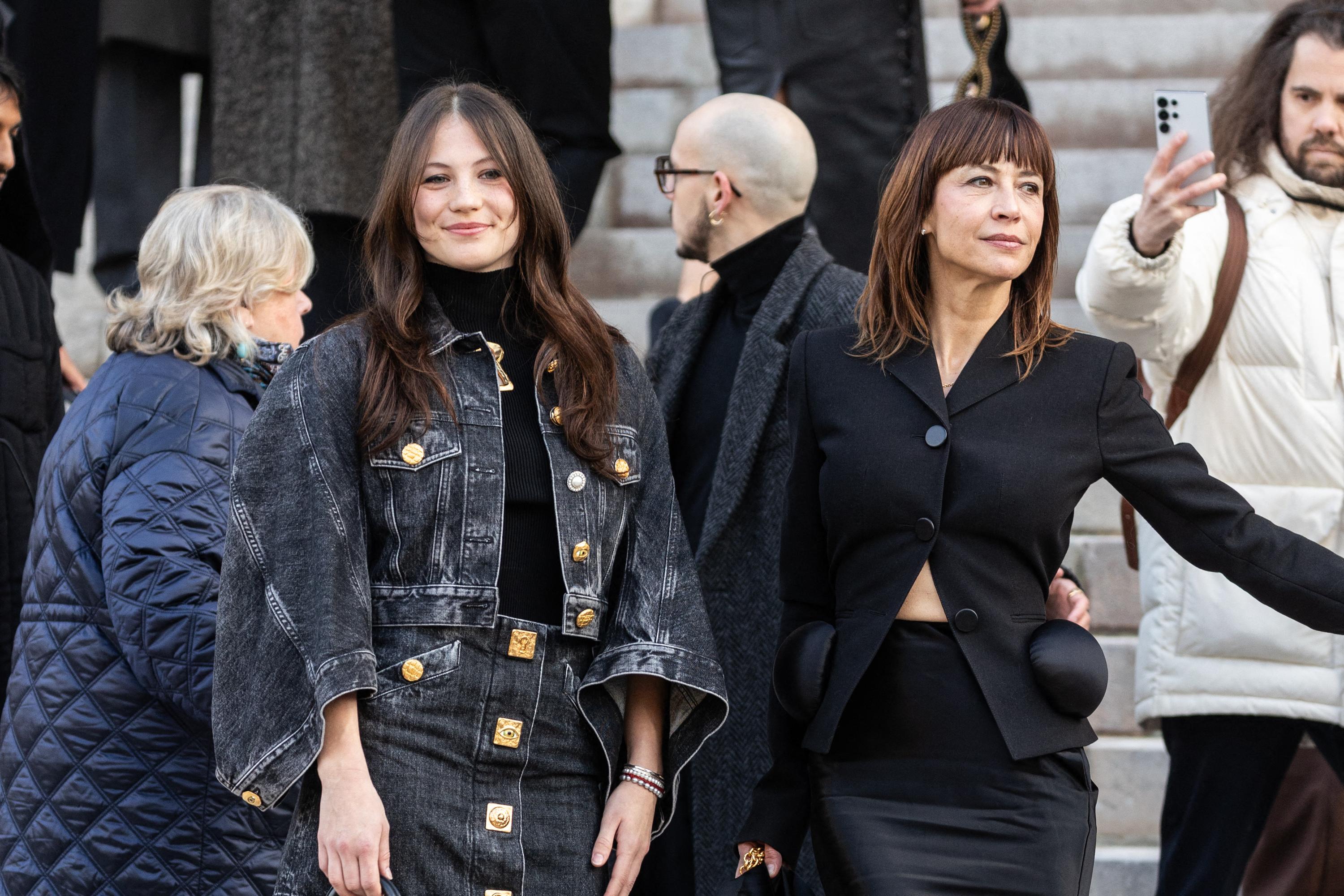 Juliette Lemley, fille de Sophie Marceau, debutera dans une série policière sur France 2 — Séries TV