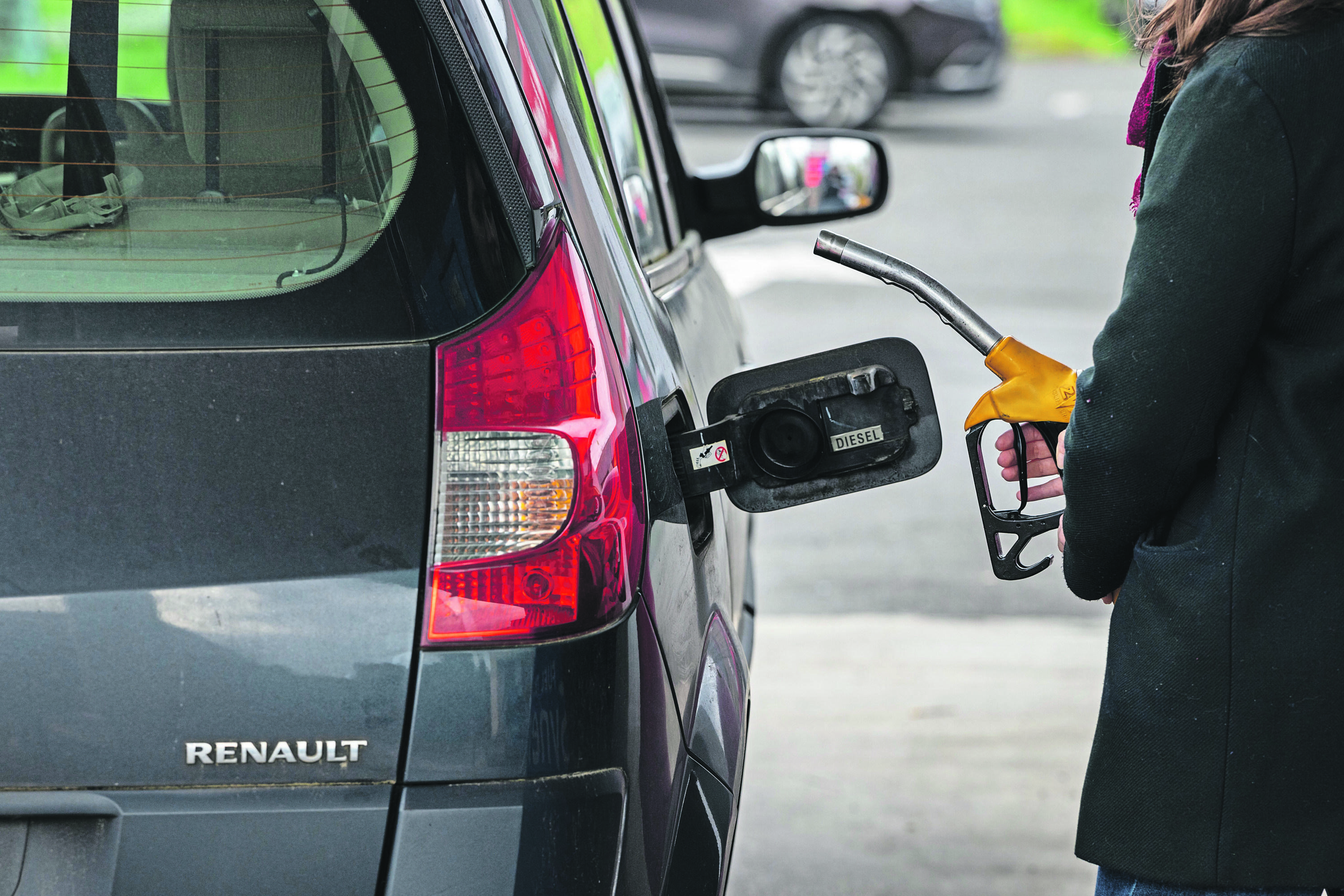 Jean-Pierre Robin : « De mieux en mieux informés, les Français anticipent et alimentent les hausses de prix »