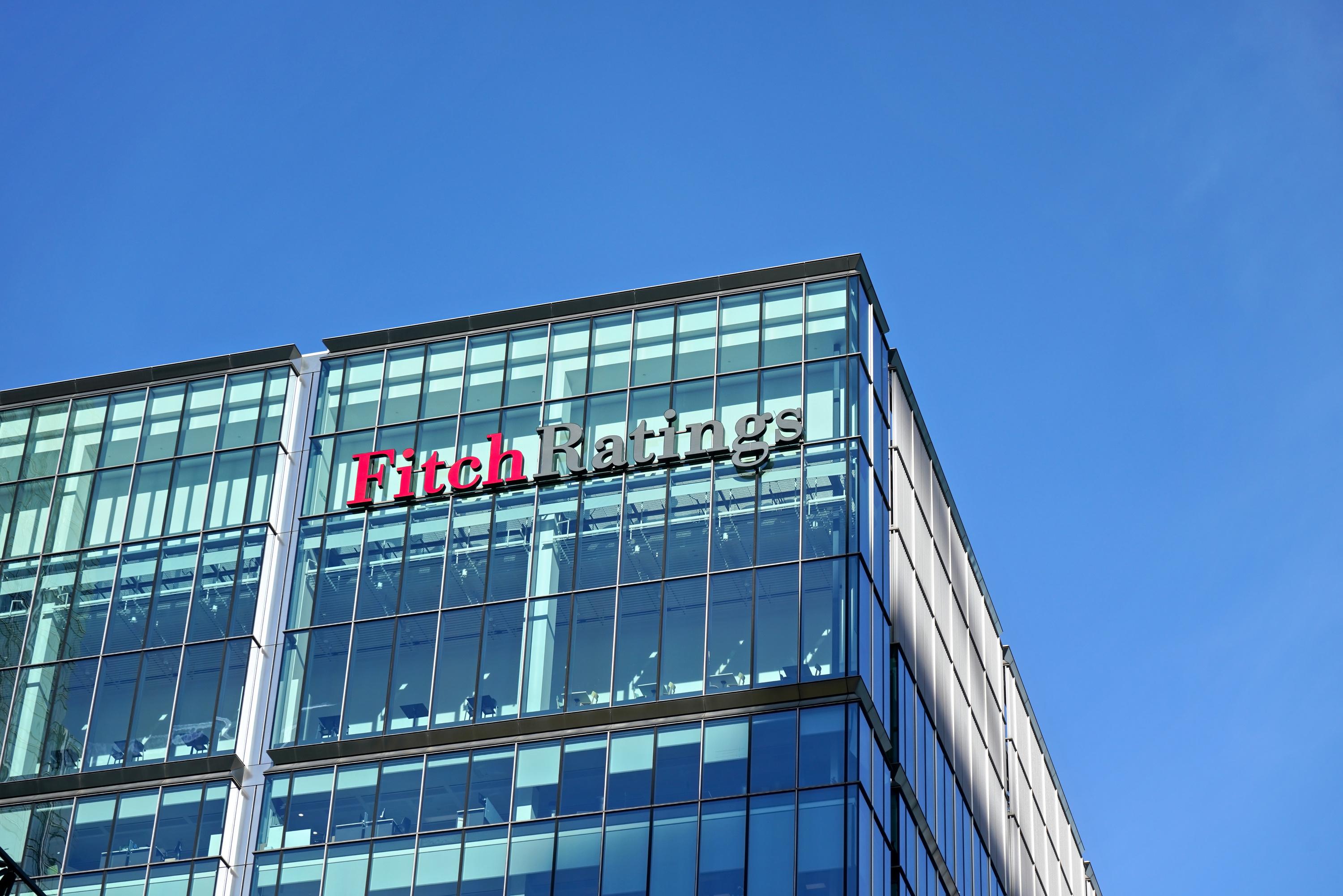 Fitch relève la note de la dette argentine à B- et reconnaît des «progrès dans les réformes économiques»
