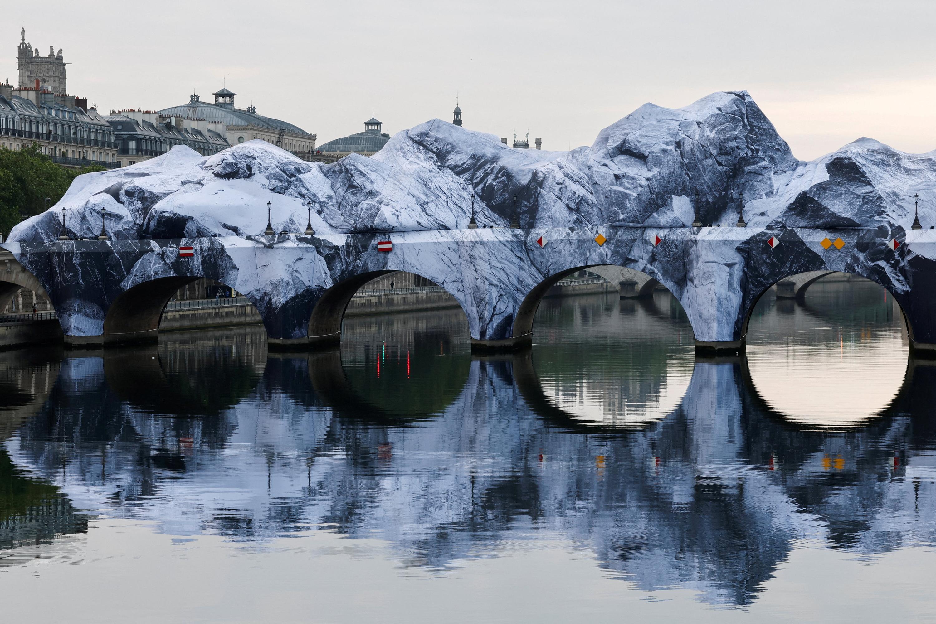 Caverne du Pont-Neuf : qui a vraiment financé l’œuvre de l’artiste JR ?