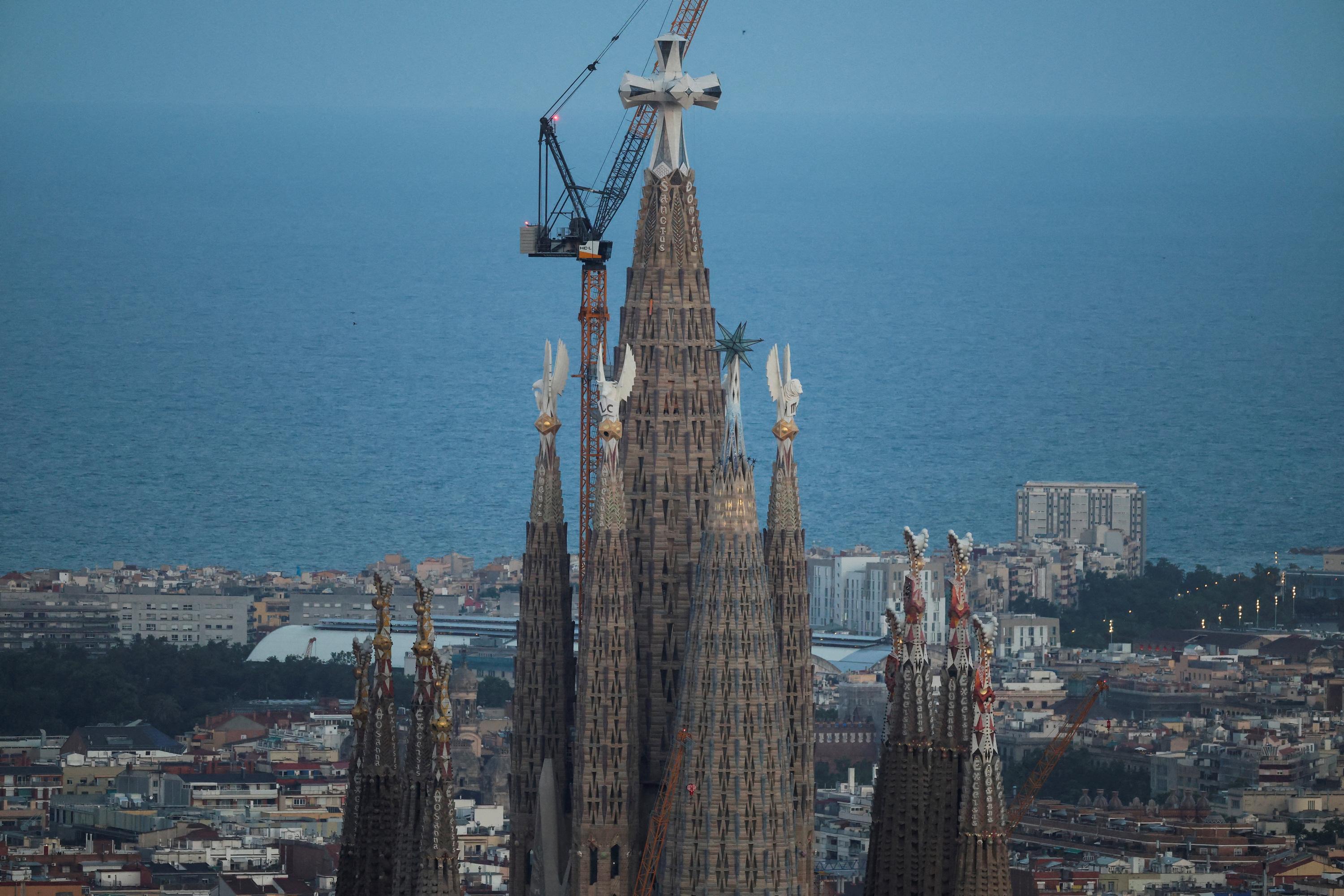 La Sagrada Familia célèbre l’inauguration de la tour de Jésus avec une programmation télévisée spéciale — Cinéma & Films