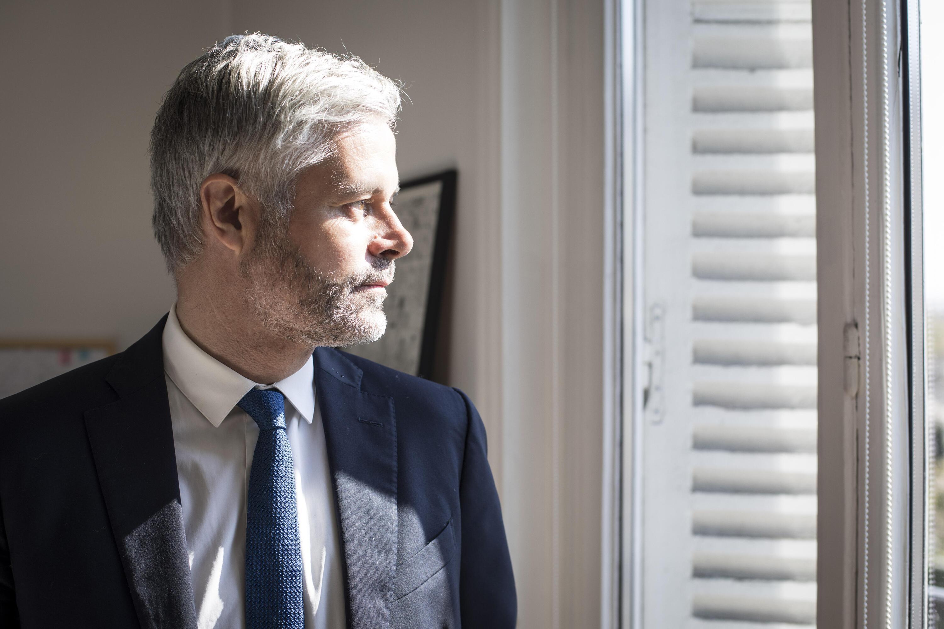 27 kilos de notes de frais : à Lyon, un média local lance le « Wauquiez Day » pour éplucher les factures de la région