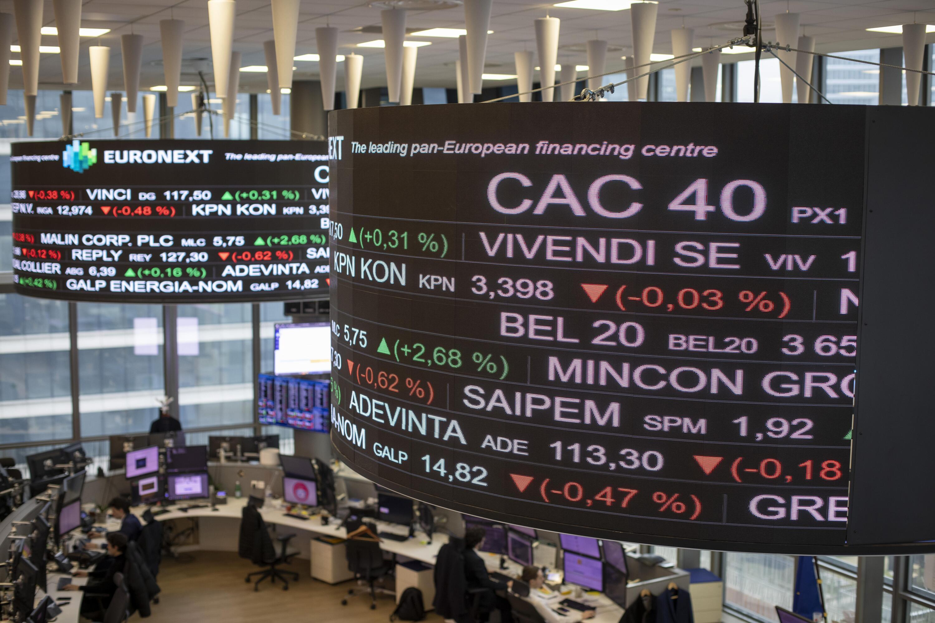 La Bourse de Paris dans le vert, entre baisse du pétrole et interrogations sur la tech