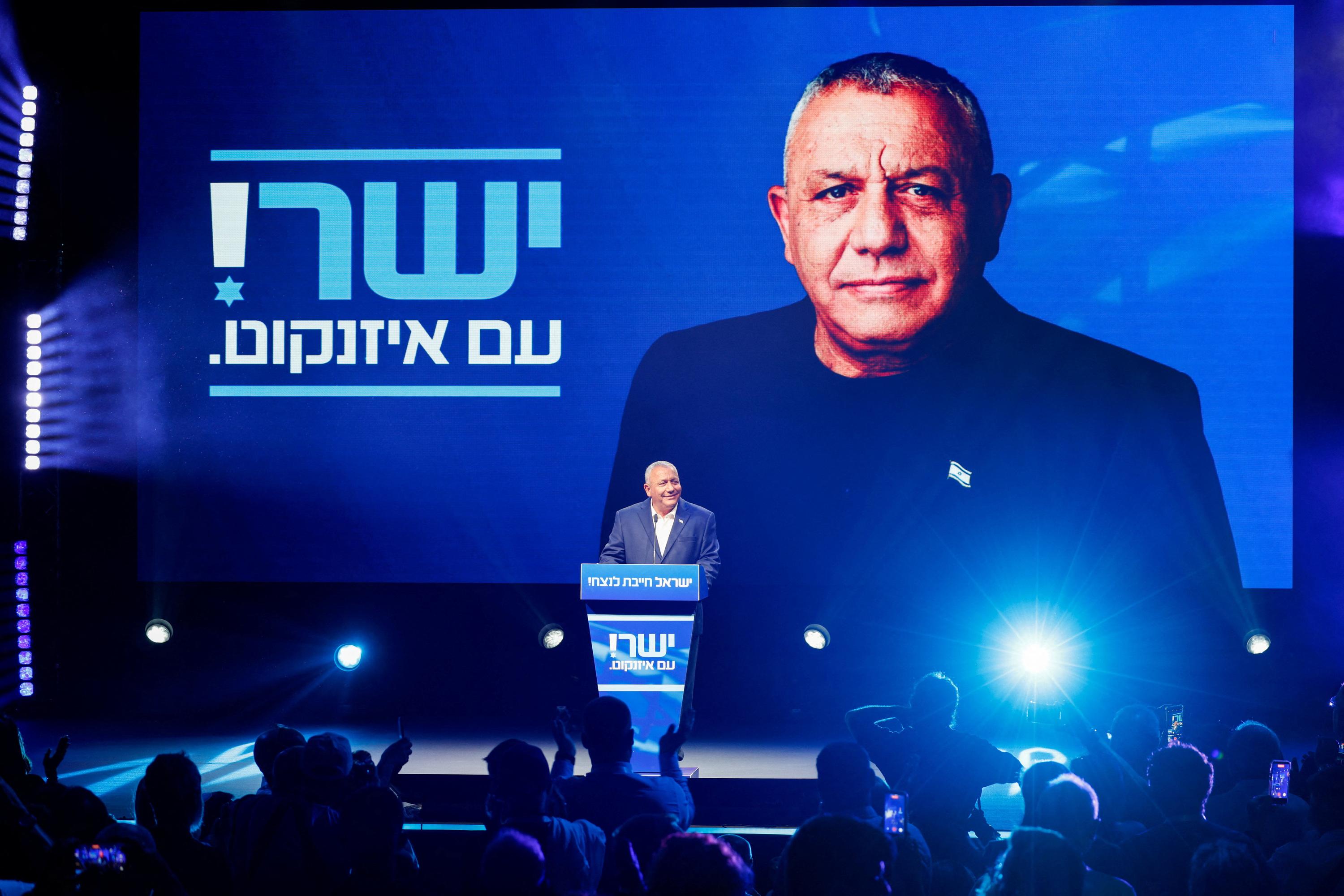 «Il est tout ce que Benyamin Netanyahou n’est pas» : Gadi Eisenkot, le général sans éclat qui menace le premier ministre israëlien