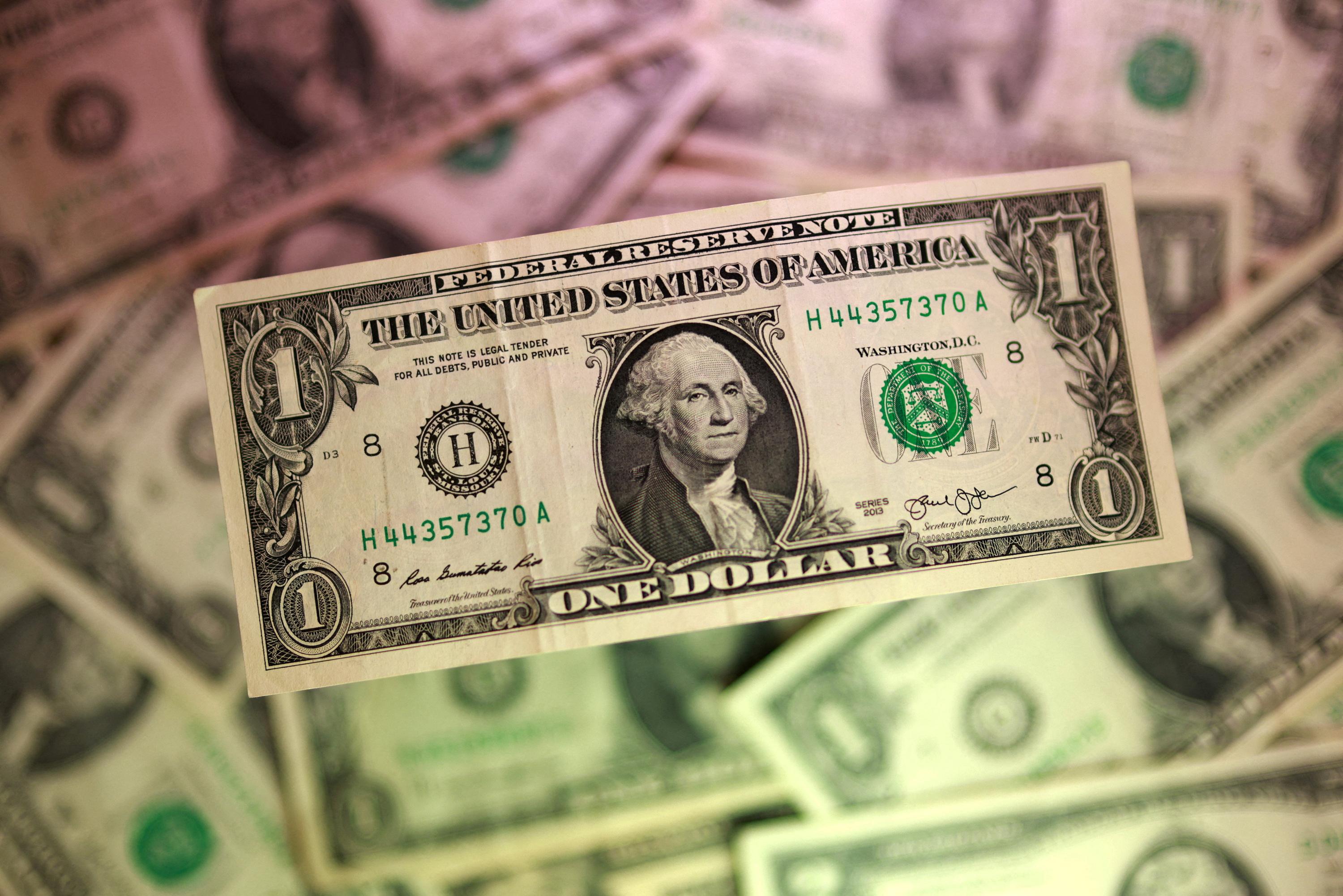 Le dollar fait du surplace, le marché espère un apaisement au Moyen-Orient
