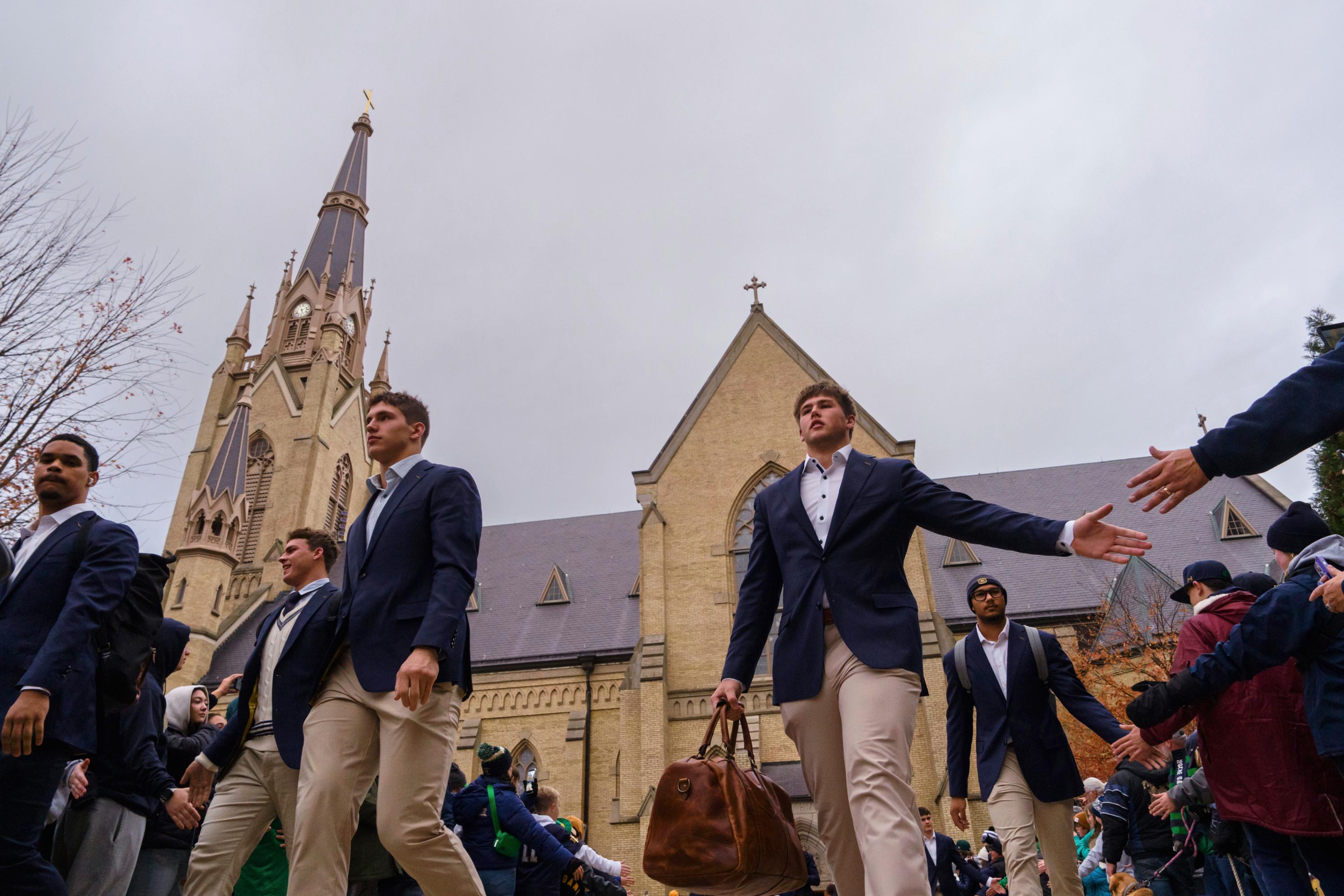 Notre-Dame, Georgetown : prestigieuses et catholiques, comment ces universités façonnent la justice et le pouvoir américains