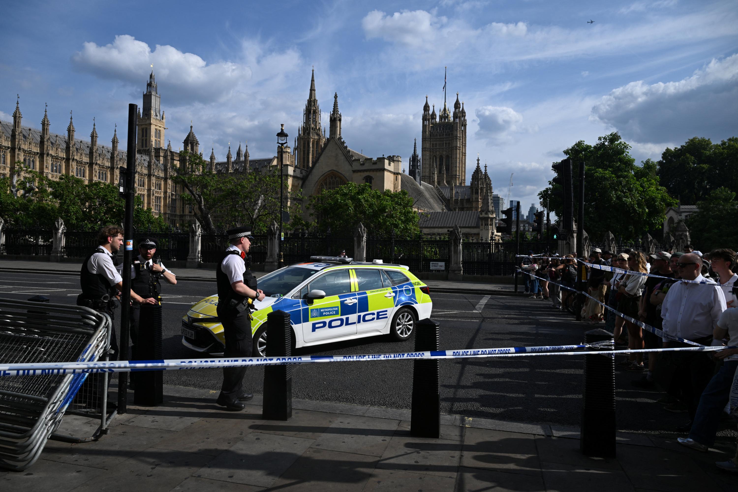 Double meurtre et viol en liberté sous caution : accusée de laxisme, la police britannique de nouveau dans la tempête