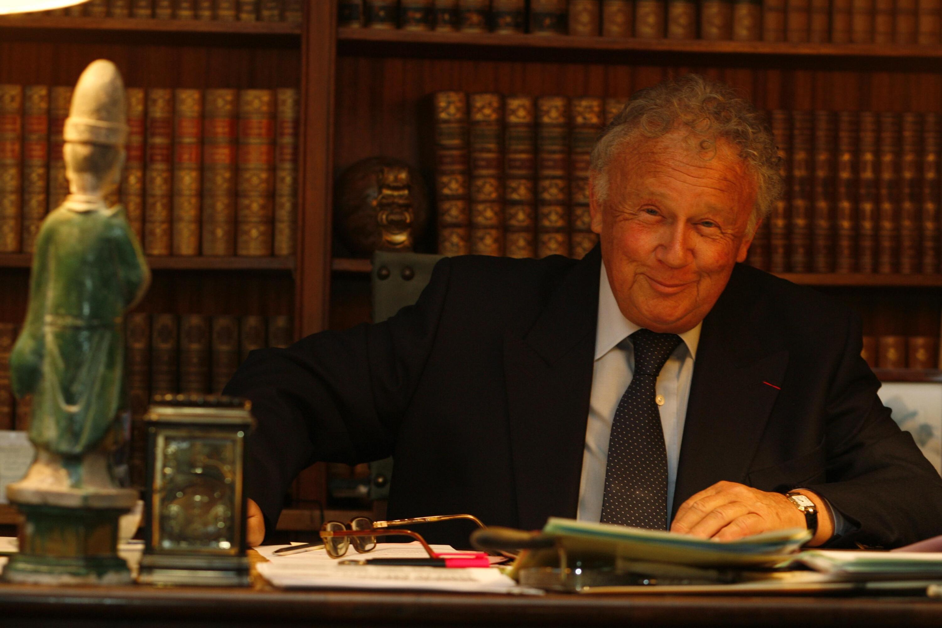 Mort de Philippe Bouvard, l’« humoraliste » qui a fait rimer information et impertinence