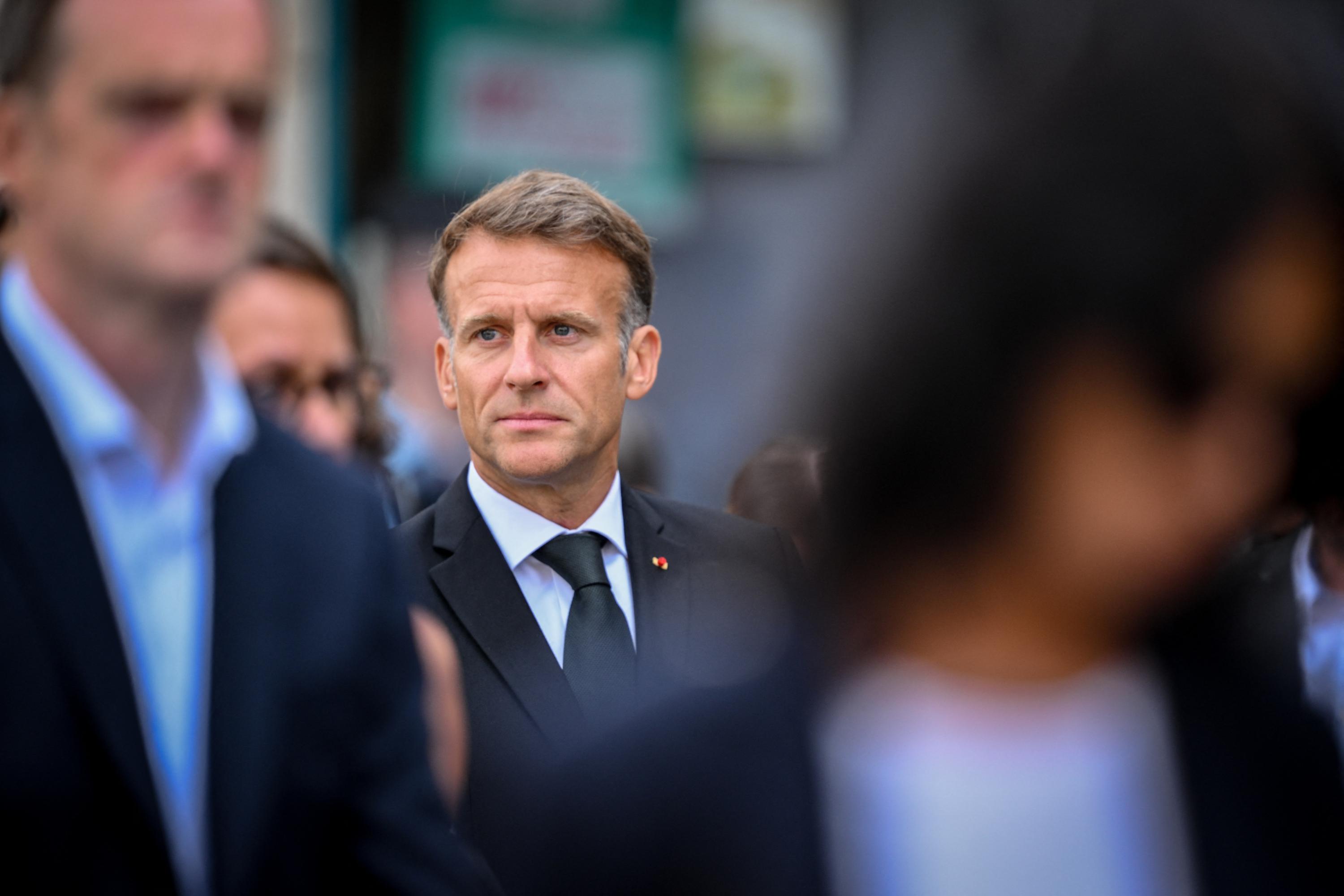 Aux obsèques du «fidèle» François Patriat, Emmanuel Macron tacle ceux qui veulent faire «l’inventaire»