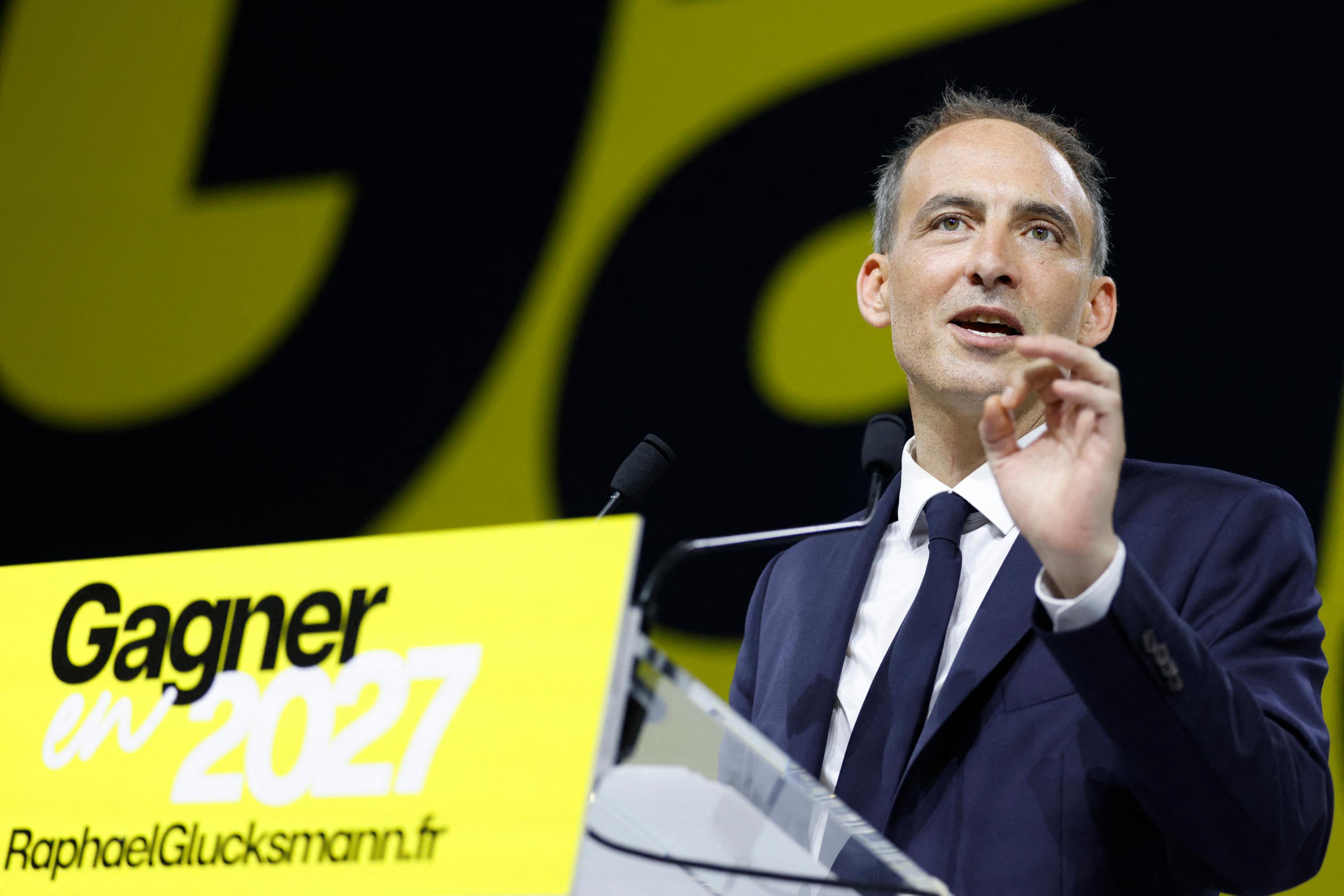 Comment Raphaël Glucksmann compte récupérer 15 milliards d’euros par an en taxant les « méga-héritages »