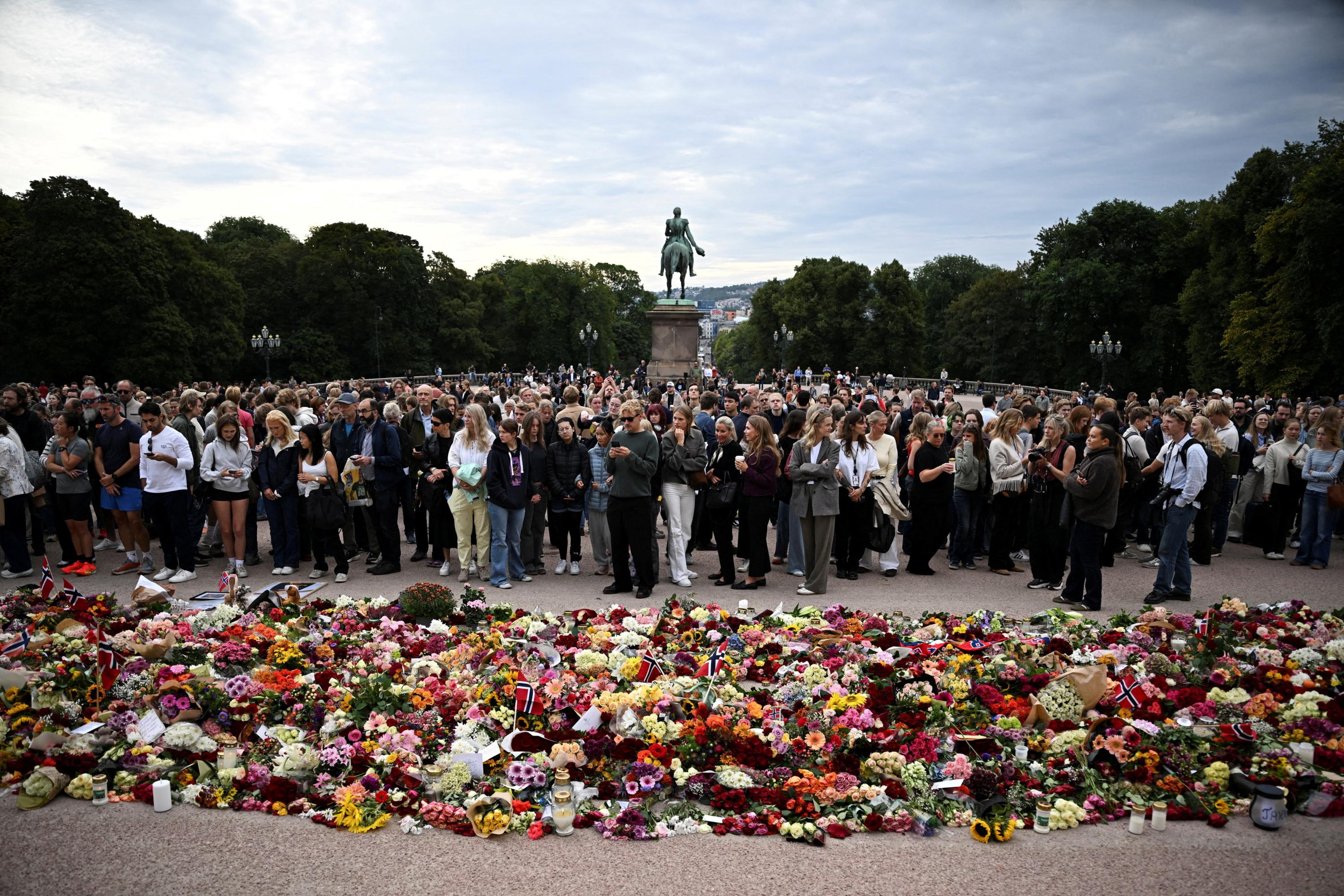 Emmanuel Macron, Charles III... La communauté internationale rend hommage au roi de Norvège Harald V, mort à 89 ans