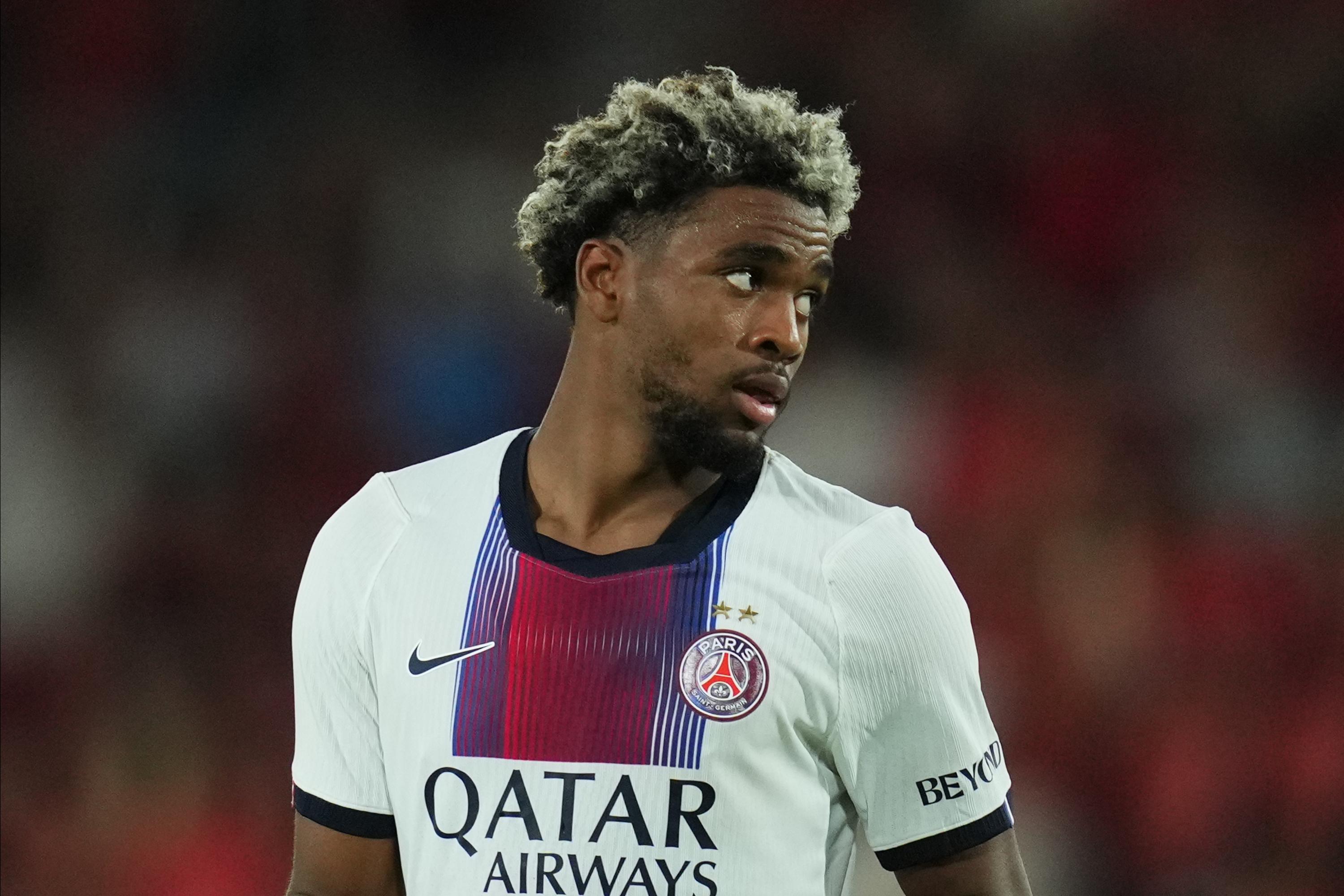 EN DIRECT - Mercato : le PSG touche le jackpot pour Mbaye, Fofana quitte l’OL qui vise Nakamura... Suivez le dernier jour du marché des transferts
