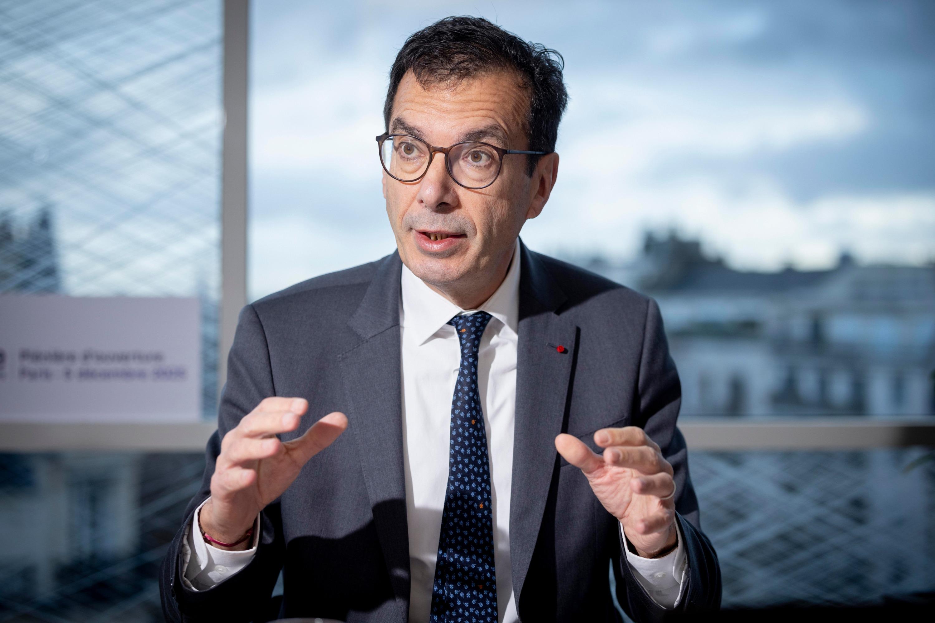 Retraites : le ministre du Travail souhaite que la majoration pour enfants profite davantage aux mères