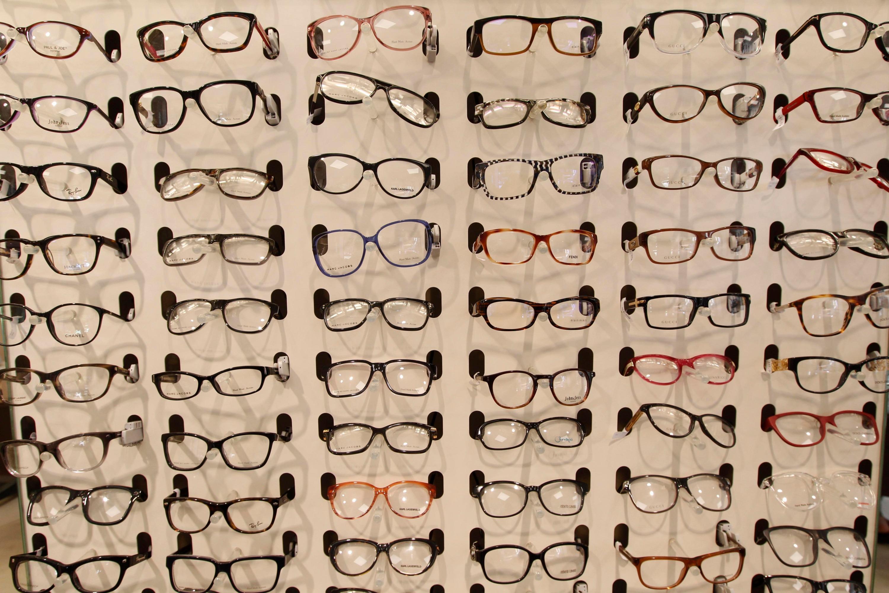 Des ophtalmologues réclament plus de contrôles sur les ordonnances obtenues chez des opticiens