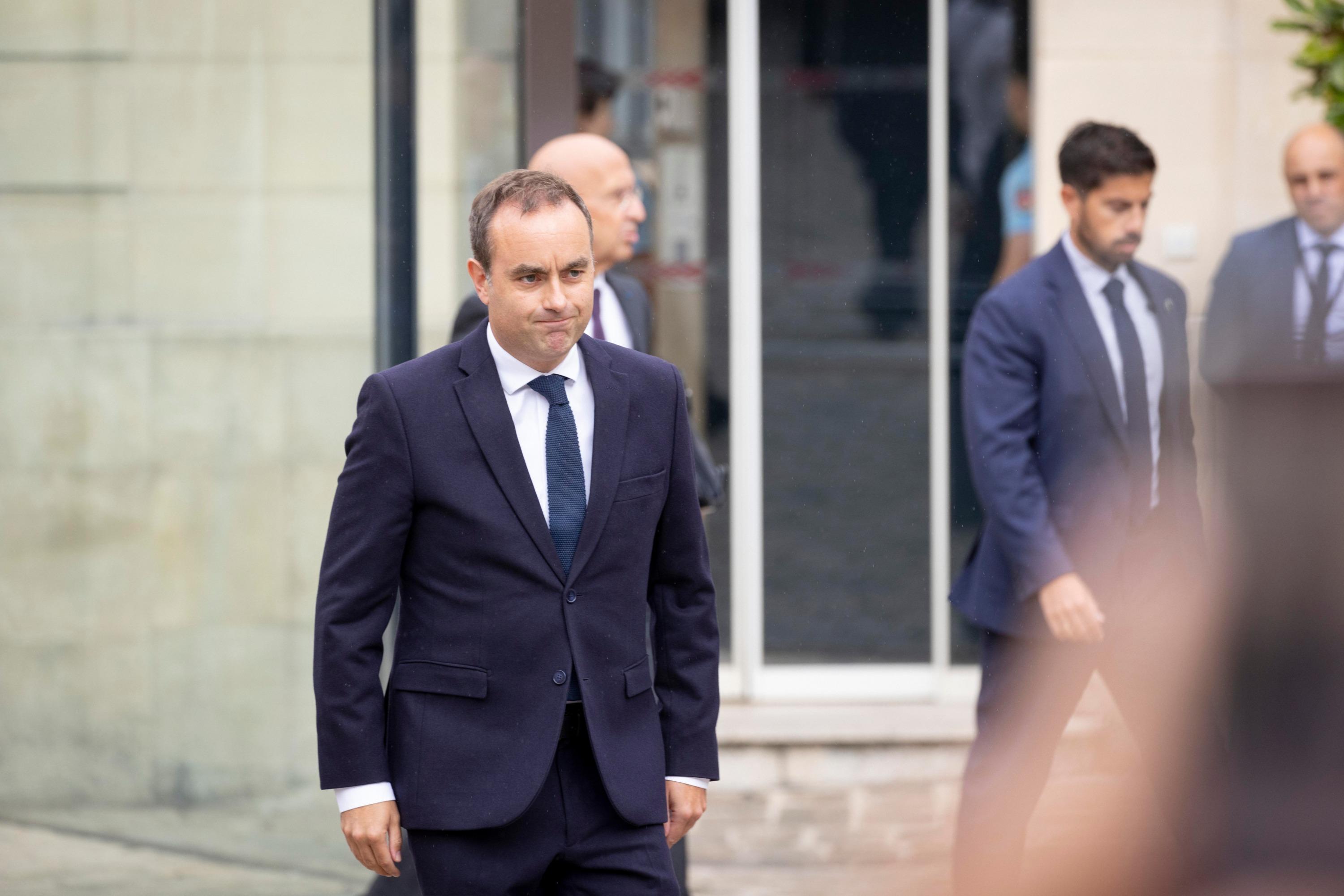 La présidente de RTE, ancienne de l'Élysée, interdite d'entrer en contact avec Lecornu et Bregeon, indique la HATVP