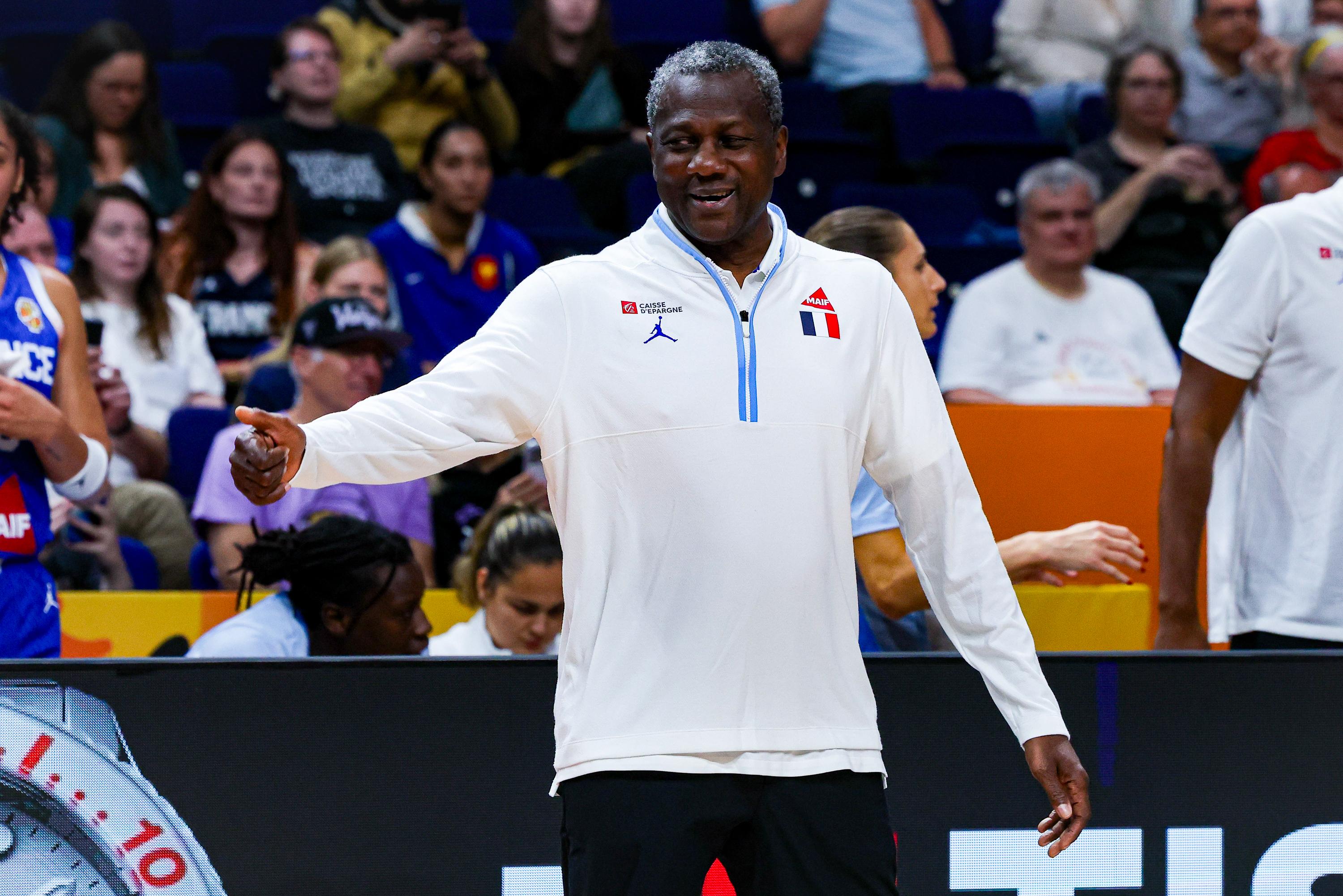 Basket (F) : «Il y a des choses qui ne sont pas encore à notre goût, mais on est heureux d’être dans les quatre», glisse l’exigeant Jean-Aimé Toupane