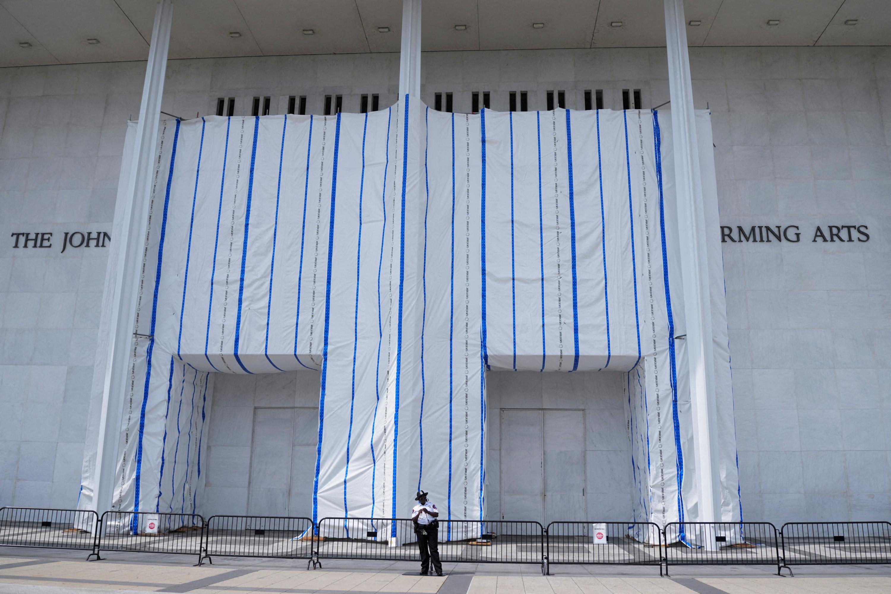 États-Unis : un juge américain statue que le nom de Donald Trump ne peut pas être réaffiché sur le Kennedy Center