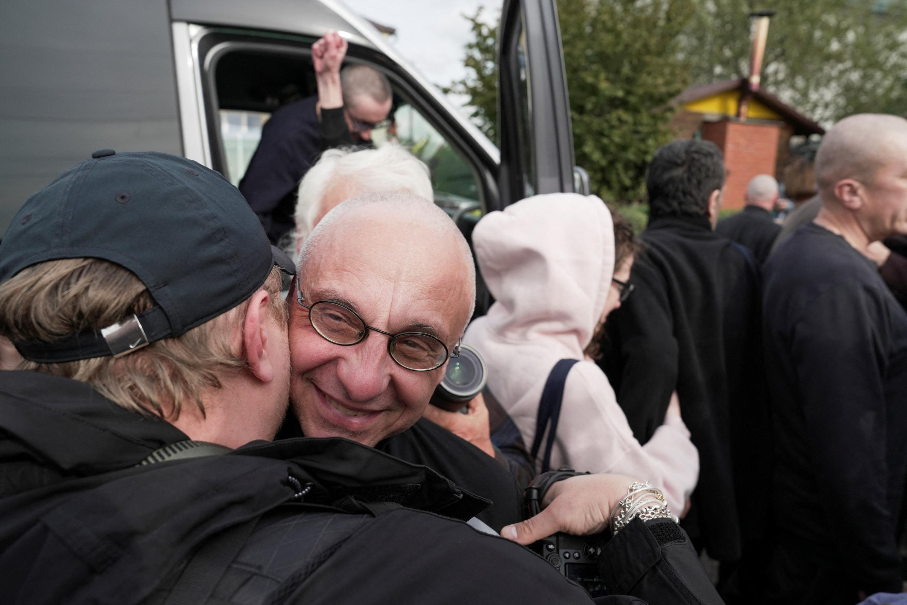 La Biélorussie libère 25 prisonniers, les États-Unis allègent leurs sanctions en retour