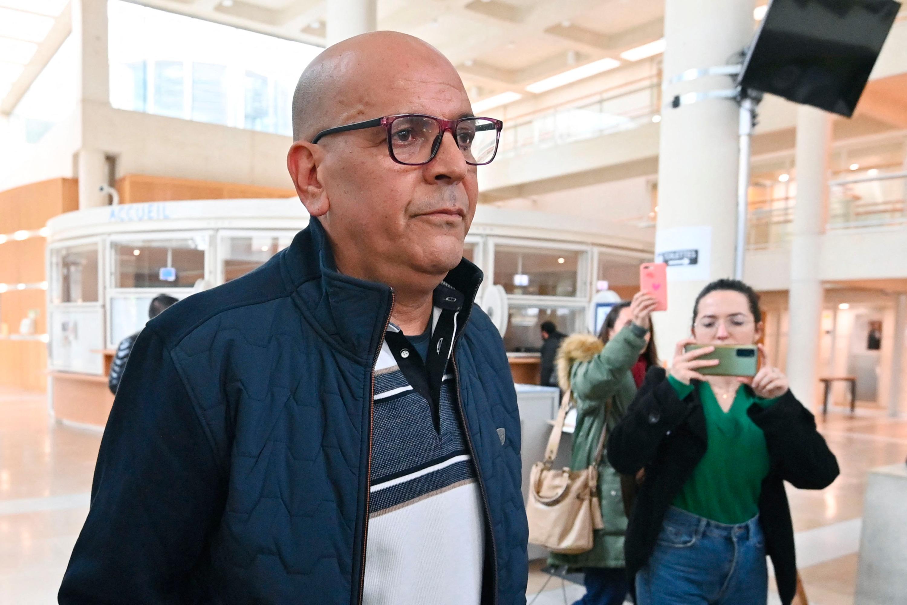 L’expulsion «en urgence absolue» de l’influenceur algérien Doualemn a été annulée par le tribunal administratif de Paris