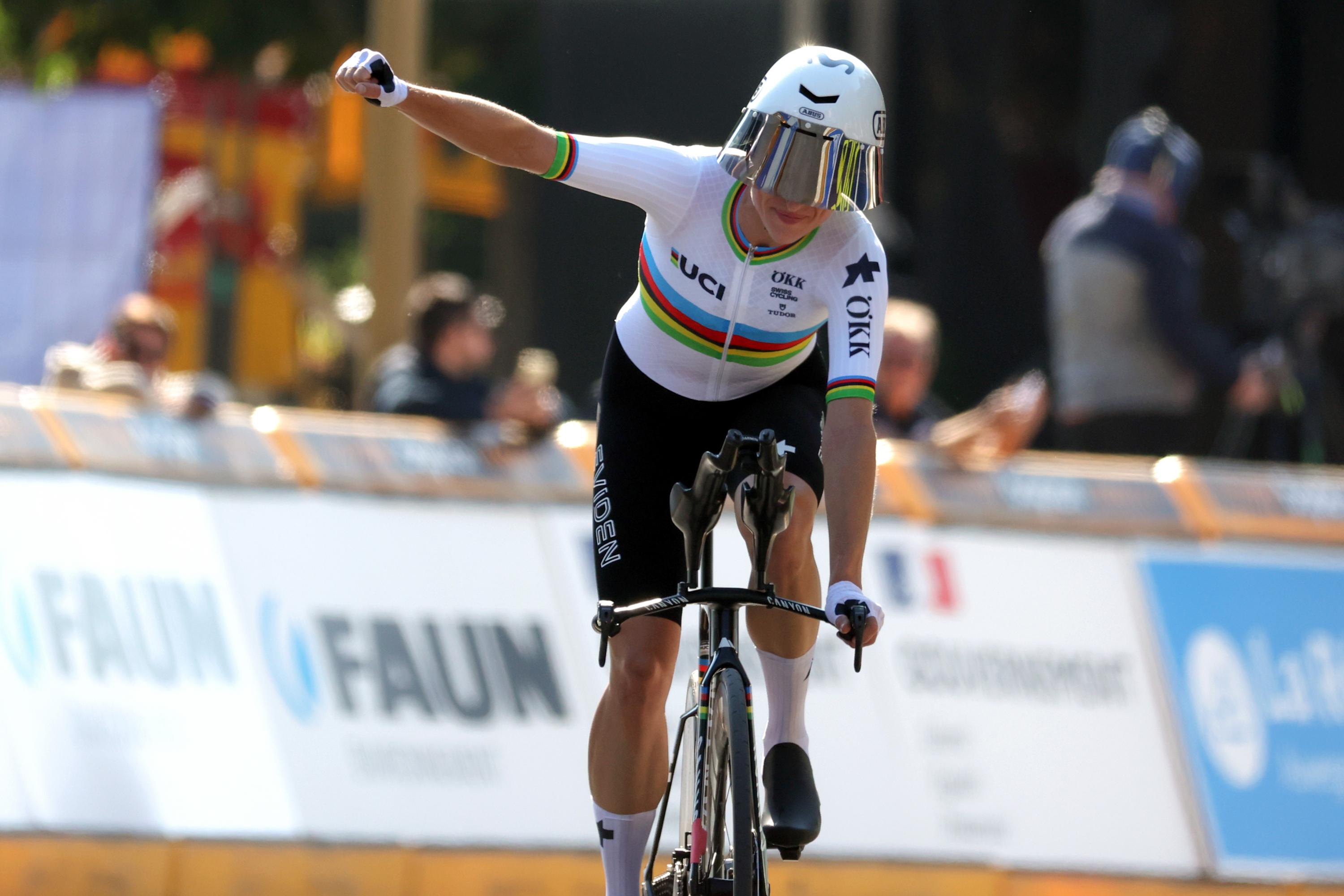 Mondiaux de cyclisme : Reusser s’offre un nouveau sacre au chrono pour ses 35 ans