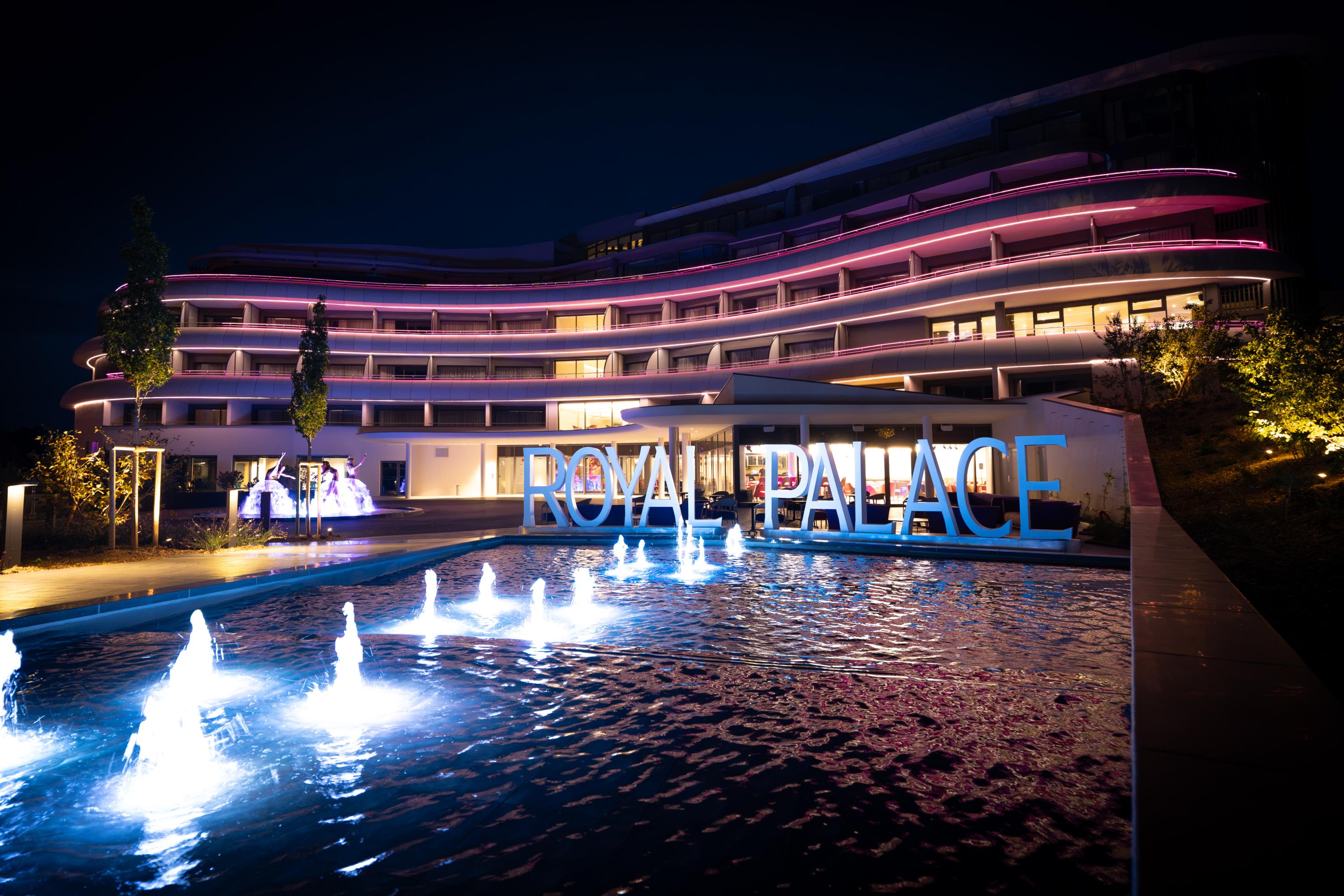 À Kirrwiller, le Royal Palace, l’un des plus grands music-halls de France, ouvre son hôtel : Le Figaro l’a découvert en exclusivité