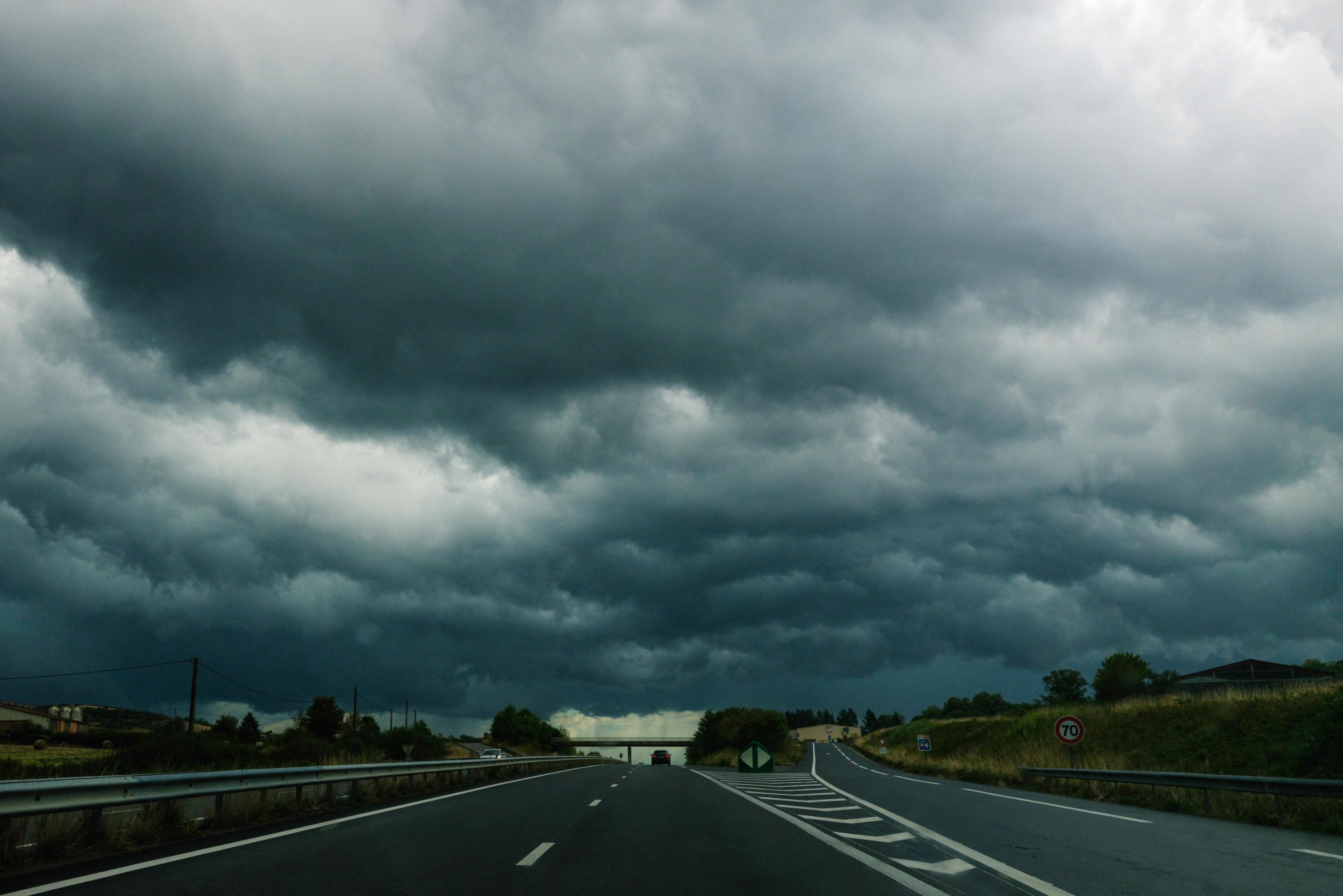 Intempéries : quatre départements du Sud placés en vigilance orange mercredi